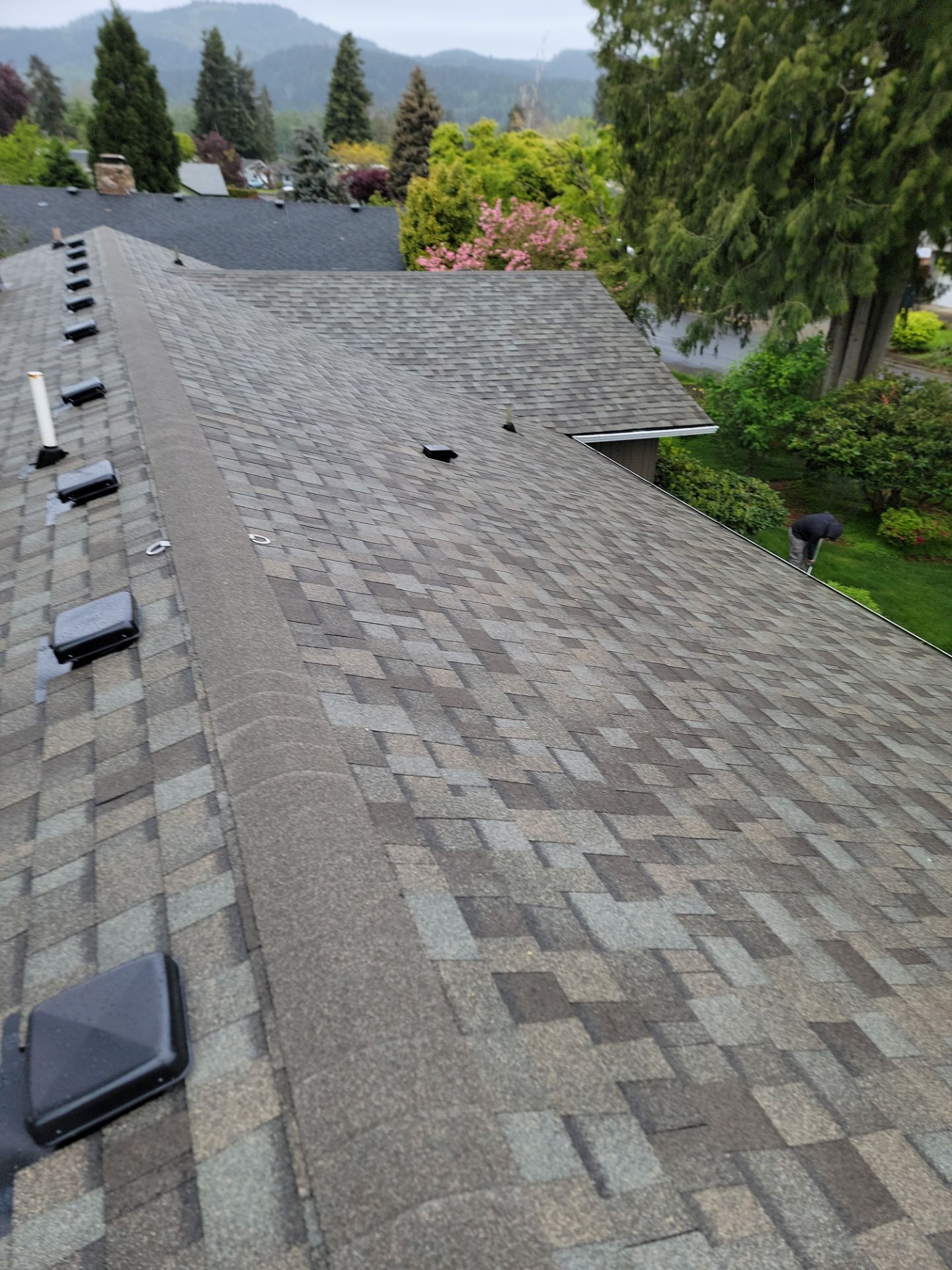 Residential Reroof using Owen's Corning Roofing System by BEST Roofing & Waterproofing