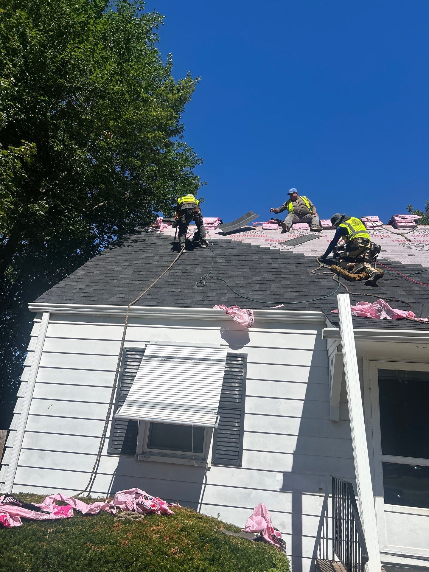 Owens Corning Duration: Onyx Black in East Hartford by Golden Shield Roofing