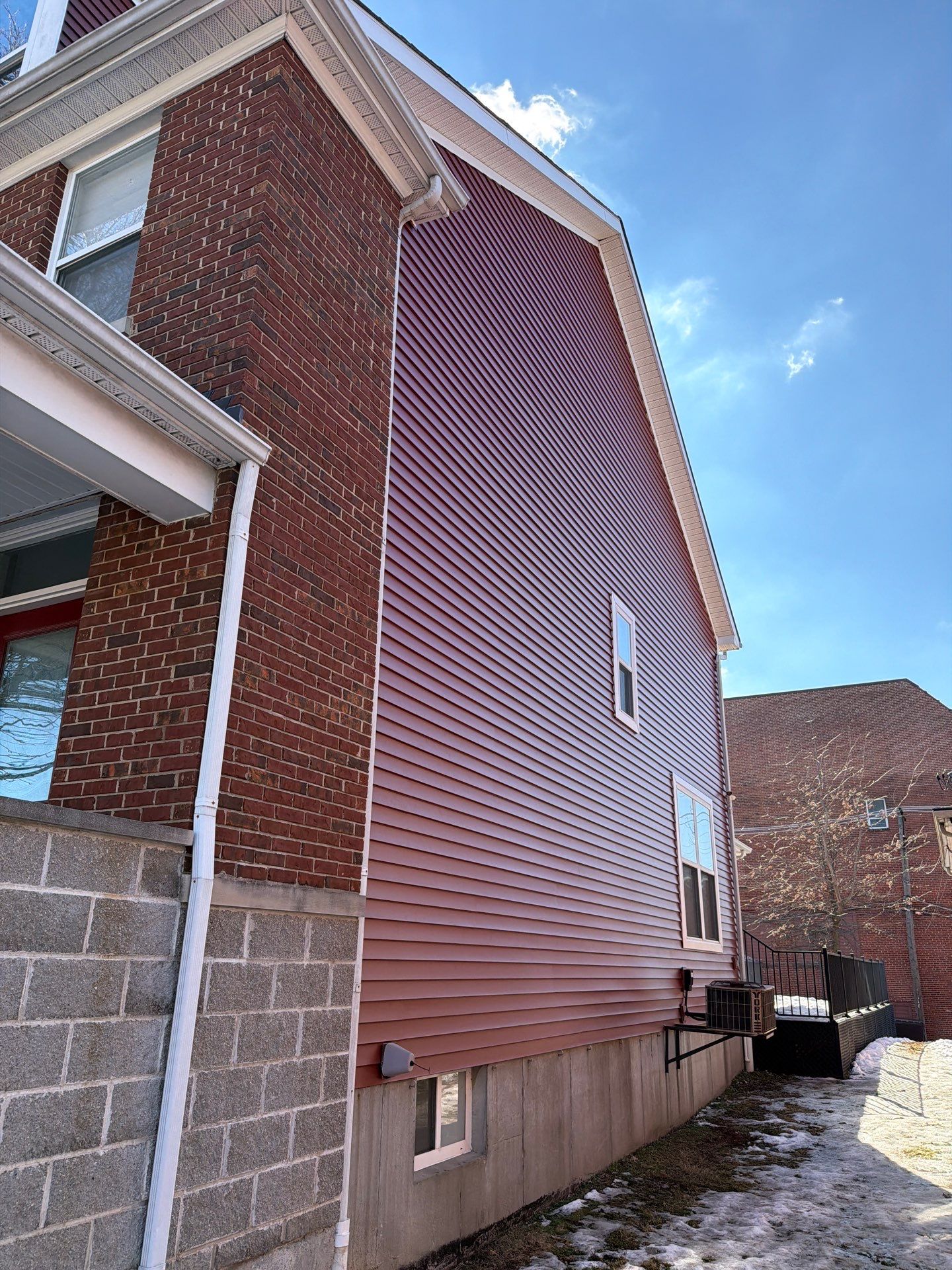 Fox Park Vinyl Siding Transformation | St. Louis, MO by Acute Roofing And Exteriors