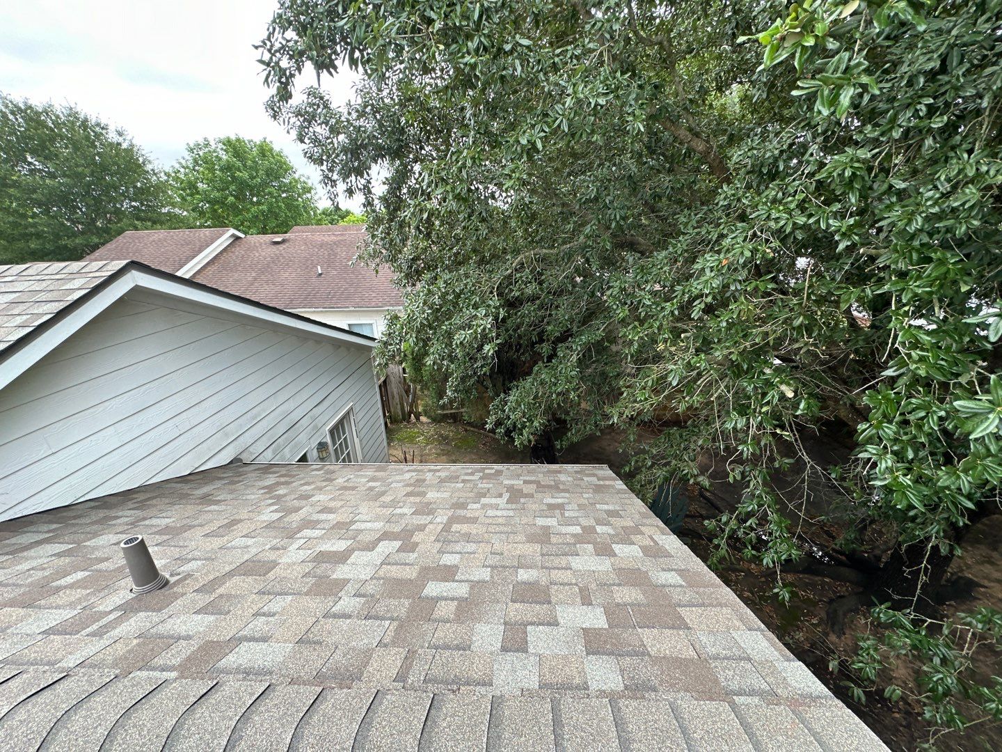 Residential Roofing Installation using Owen's Corning Duration (Lifetime) Shingles by Roof Repair Company