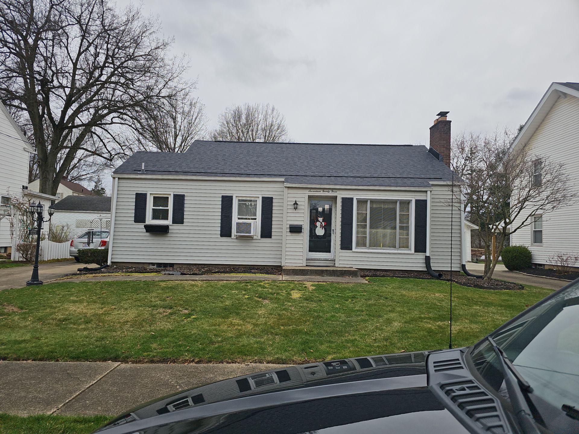 Rochelle Bumgarner by Silver Leaf Contracting 