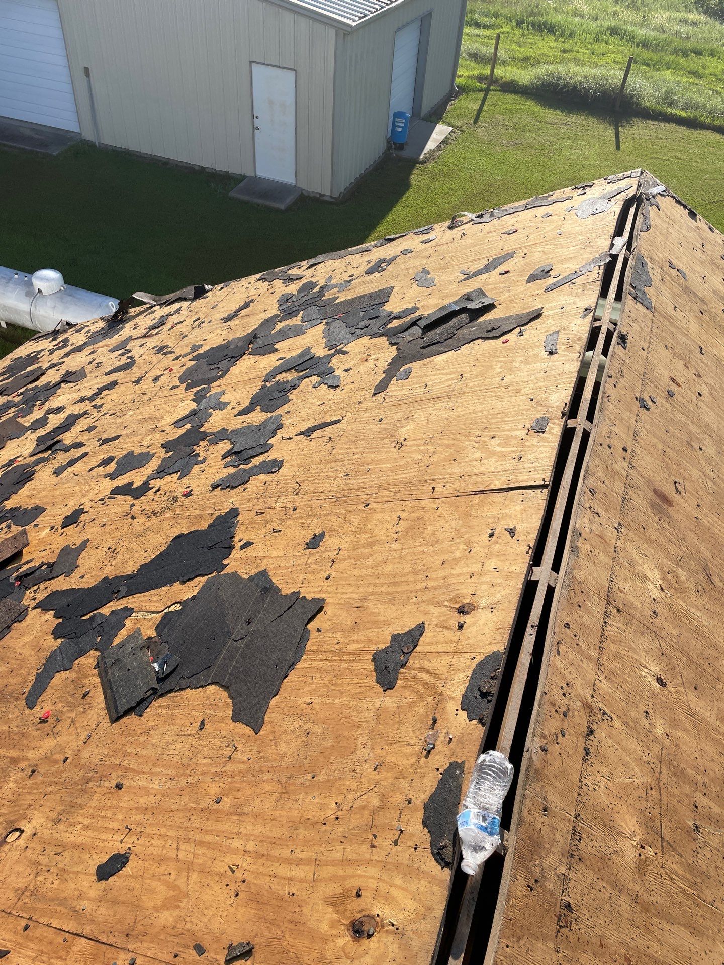 Residential Roofing Installation using Owen's Corning Duration (Lifetime) Shingles by Roof Repair Company