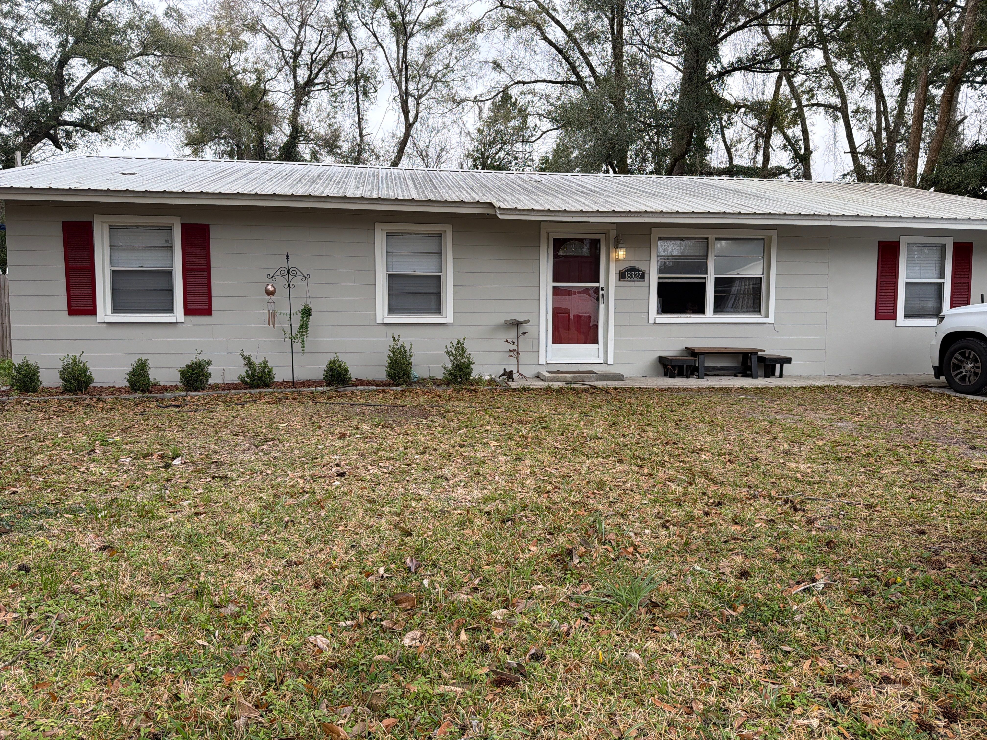 High Springs Residential Window Replacement with White Vinyl Windows by Windows & Doors Store