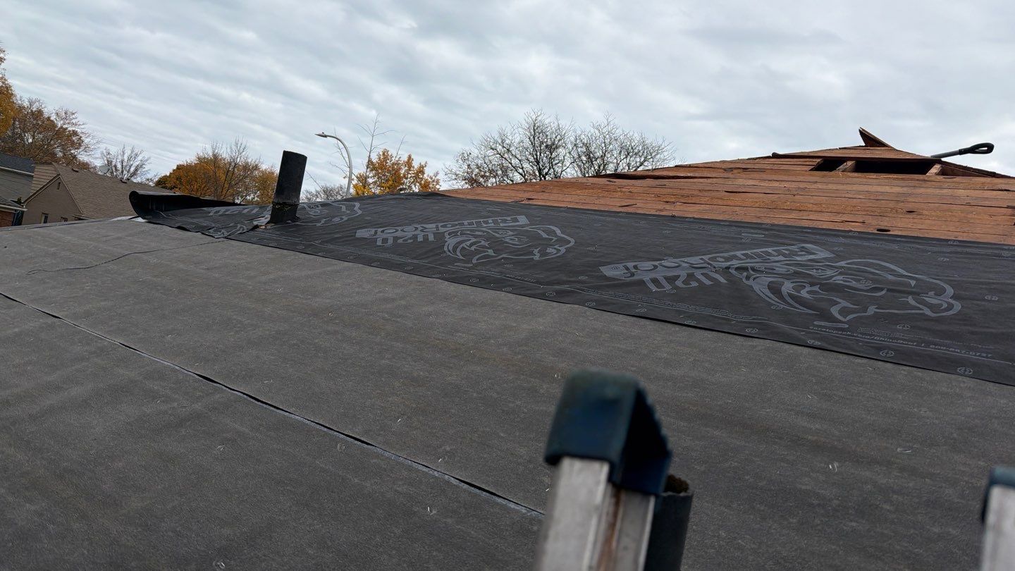 Roof Replacement using Owens Corning Onyx Black by 180 Contractors