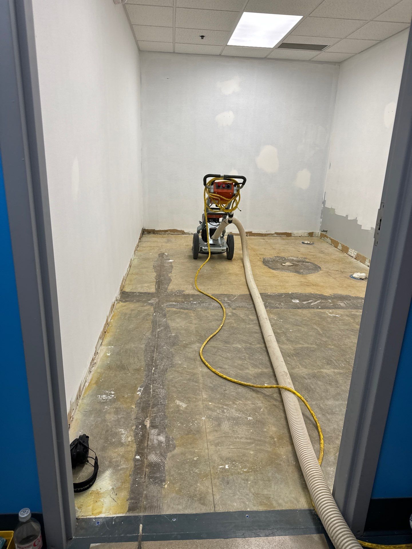 Epoxy Floor in Shop Bathroom by Gordon Painting