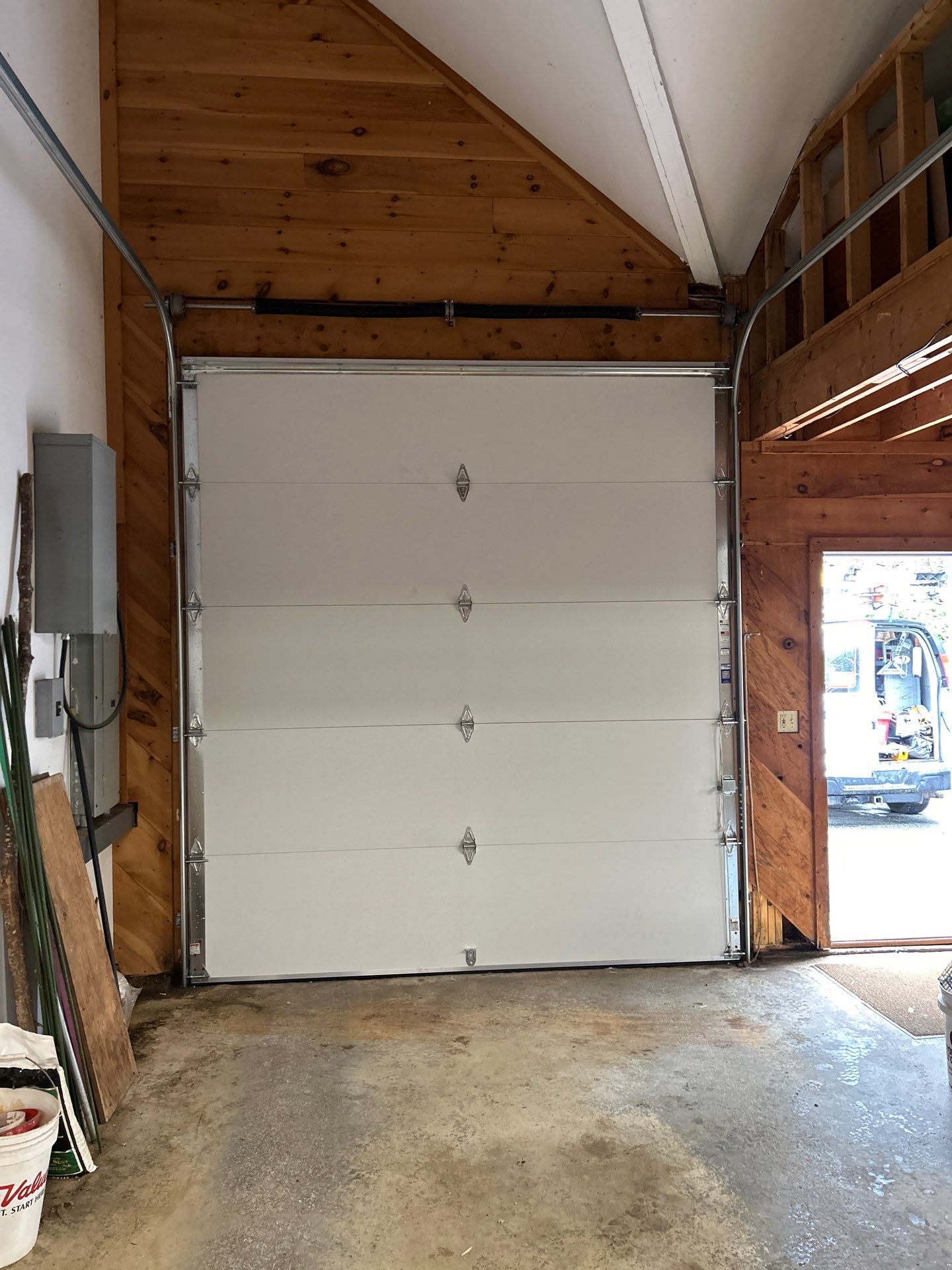 Door Installation using Raynor Encore Garage Door by Keene Door