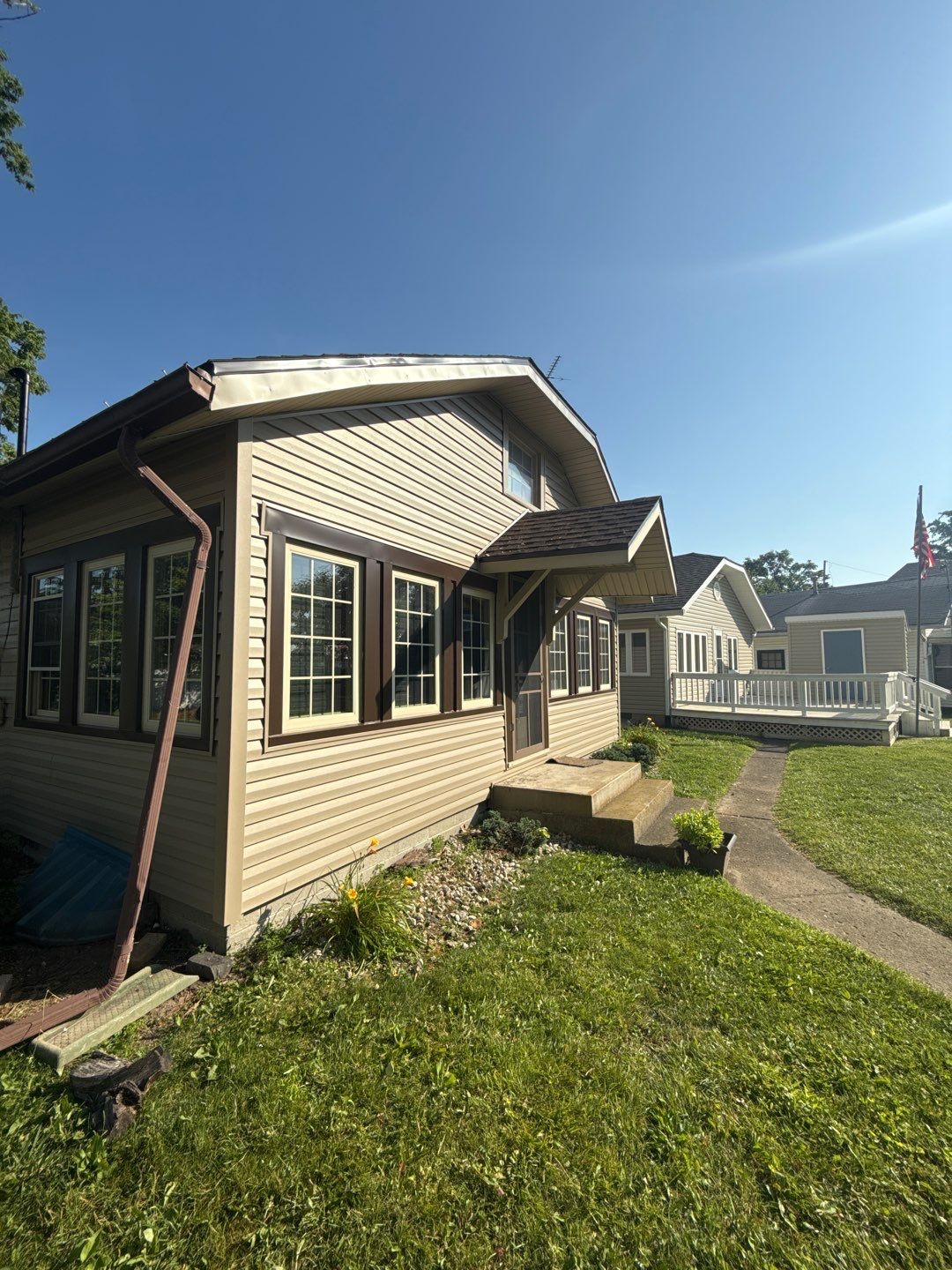 Roof/Siding/Gutter installation using GAF Timberline HDZ Barkwood by Nitro Roofing and Construction