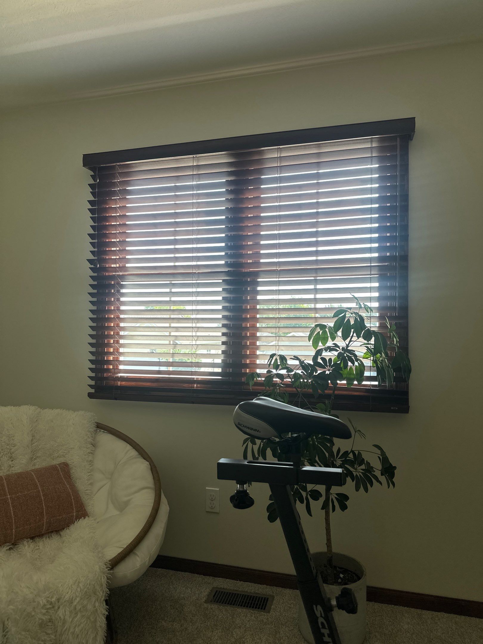 Lincoln Airbnb Interior Cleaning and Turnover Service by CompanyCam Sales Demo