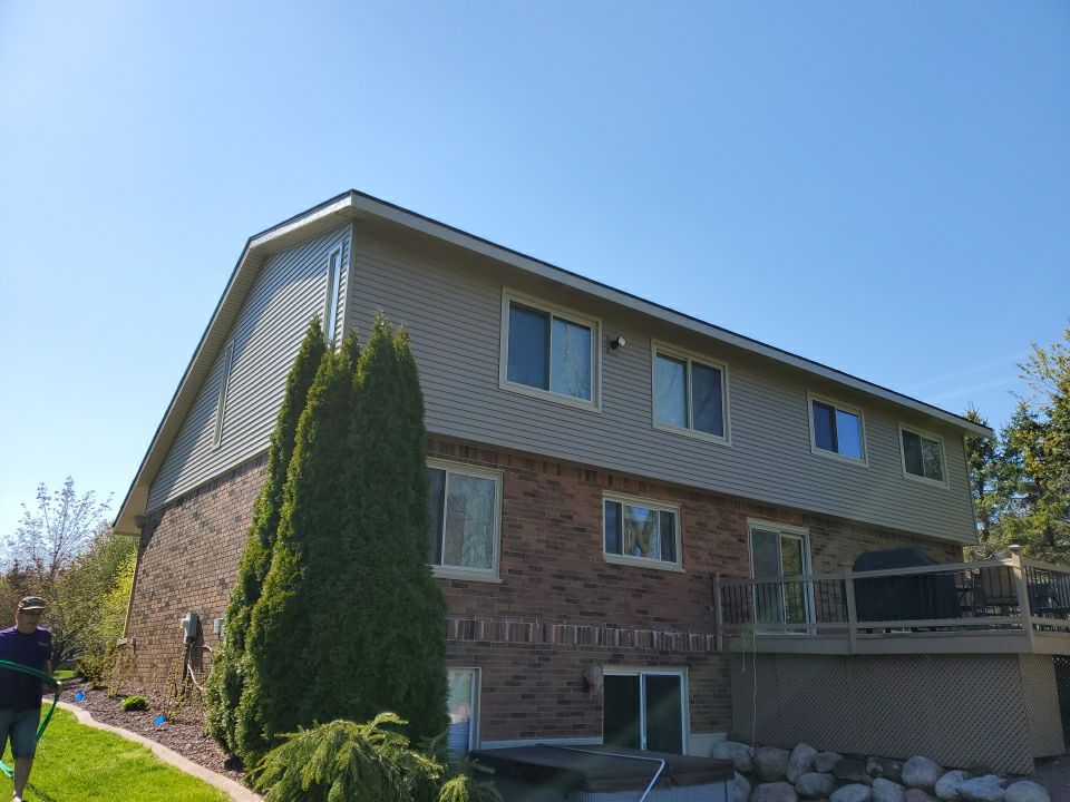 Siding Replacement using Certainteed Restoration Classic D4 by 180 Contractors