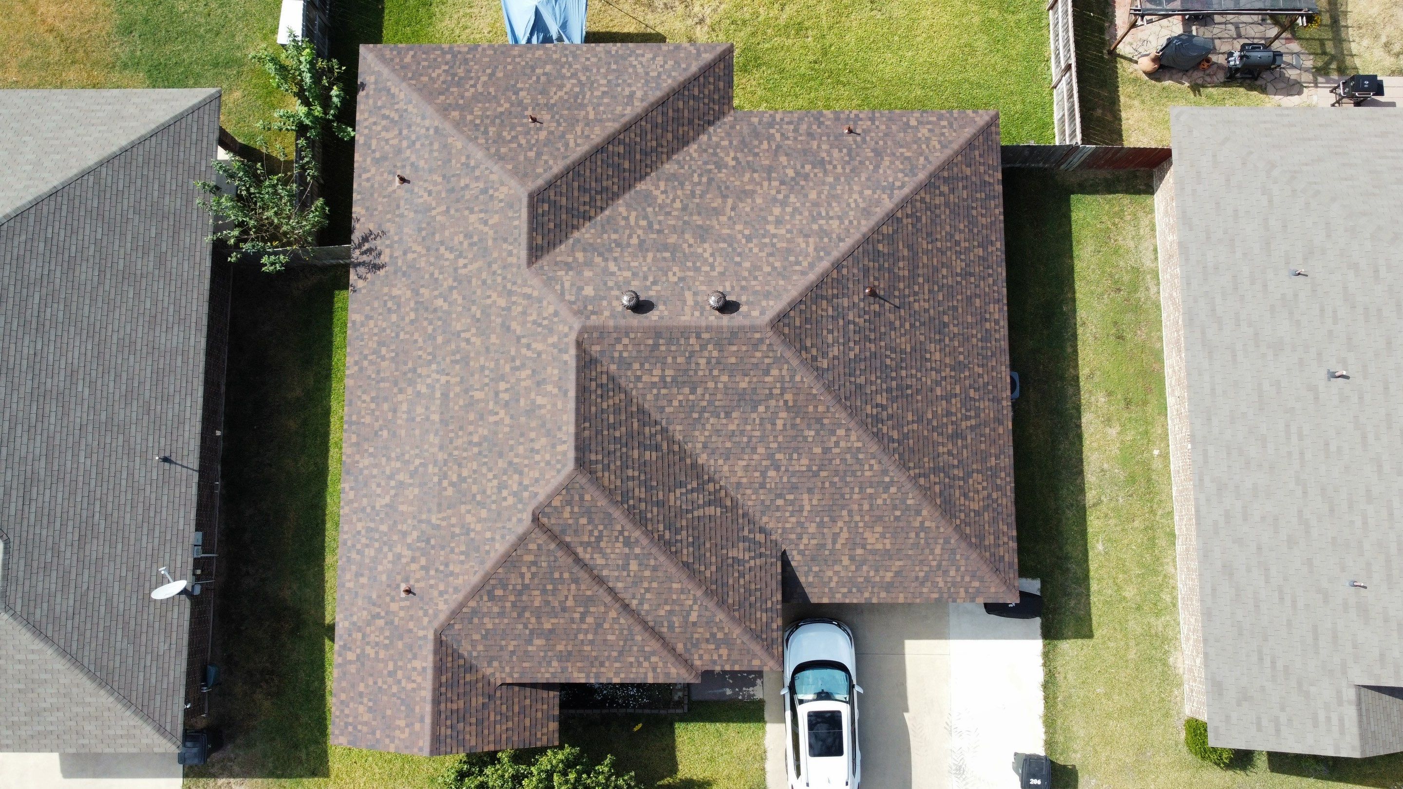 Residential Roofing Installation using Owens Corning Oakridge by Kstylez Roofing & Construction