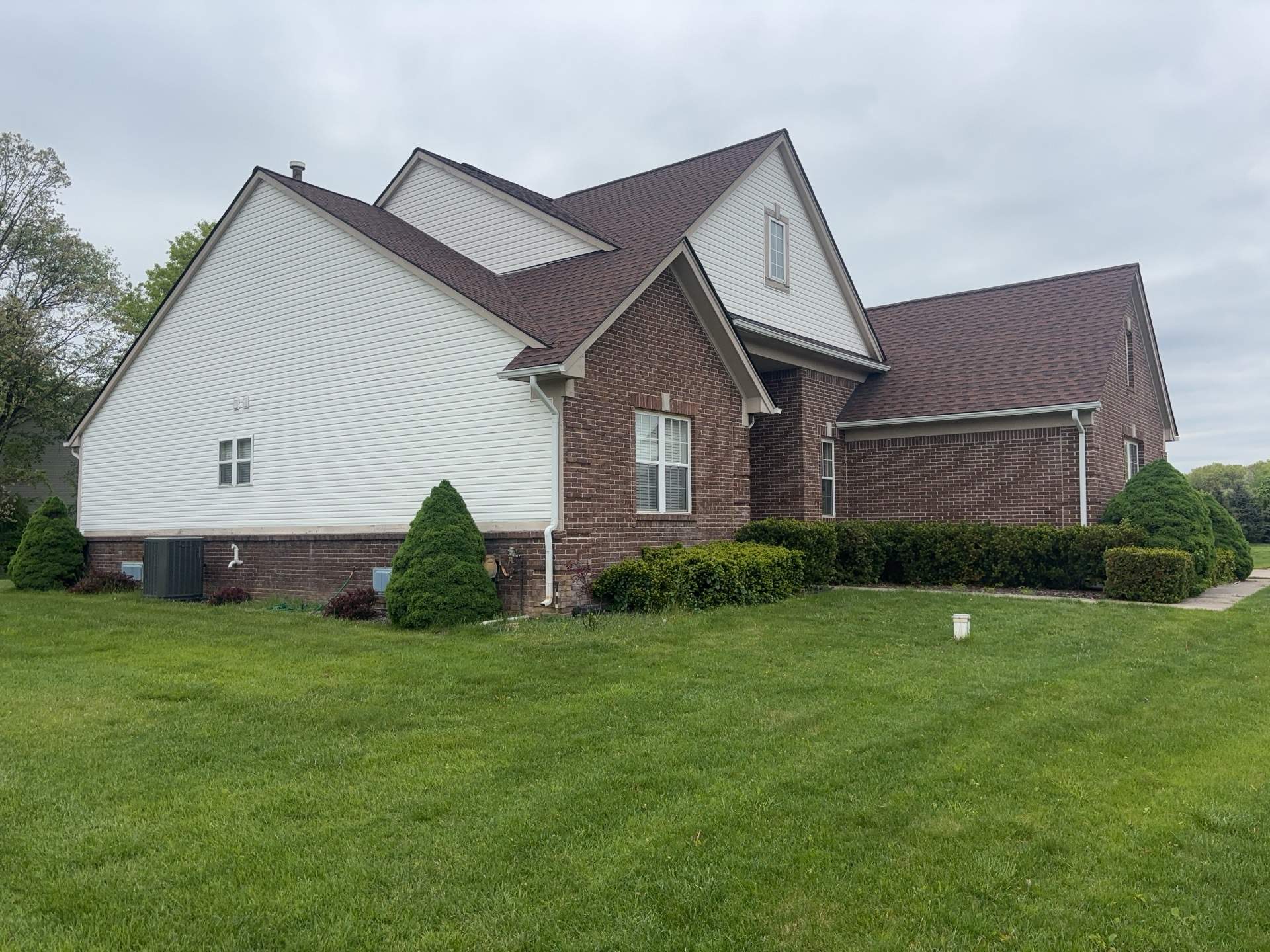 Siding Replacement using Alside D4 Odyssey-Plus Dutchlap Tuscan Clay by 180 Contractors