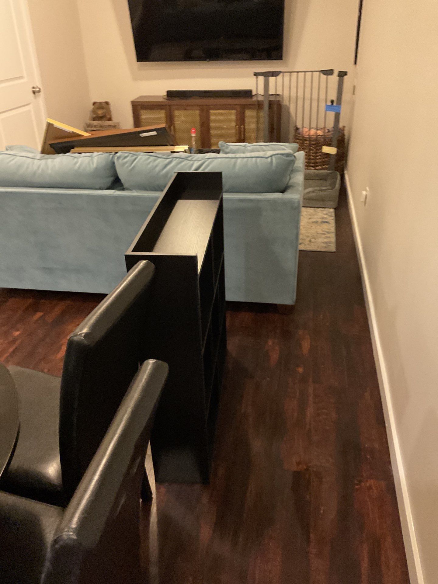 Bright, Clean, and Seamlessly Connected Across Every Floor ✨ by Groovy Hues