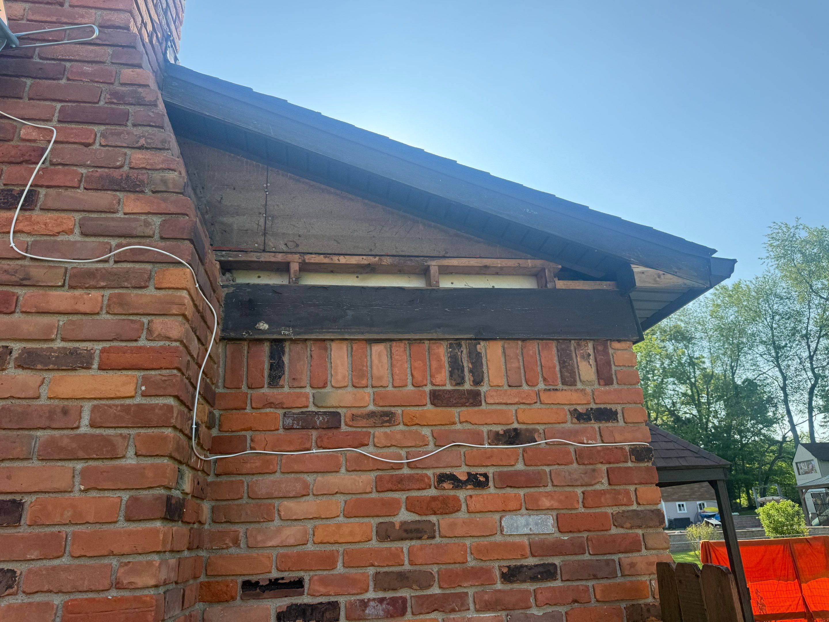 Siding Replacement using Alside Charter Oak D4.5" by 180 Contractors