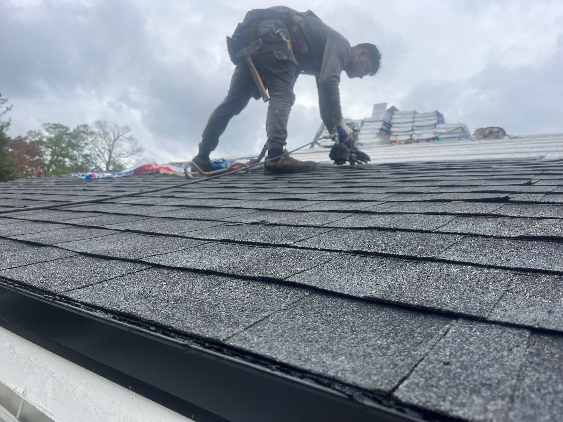 GAF Charcoal Architectural Shingle - Re-roof by Endless Summer Roofing Co.