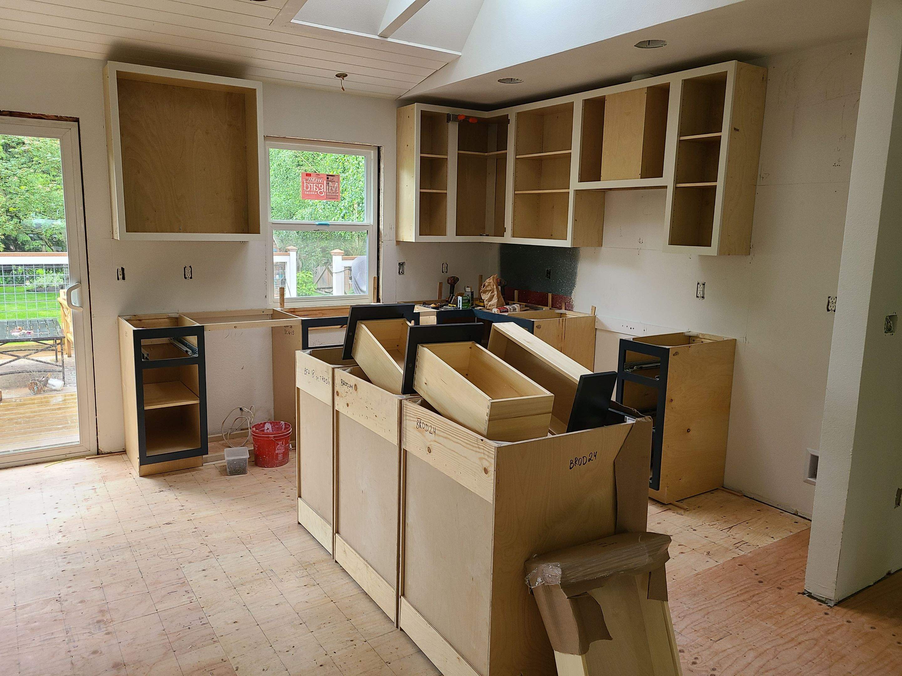 South Everett Remodel by LinMak Construction