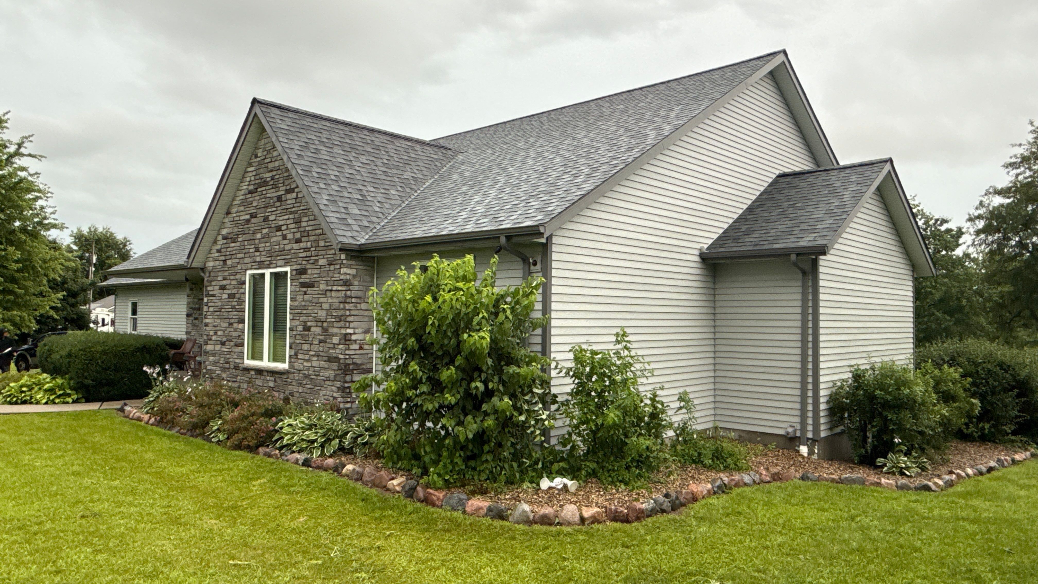 Siding and window replacement by United Windows and Siding LLC