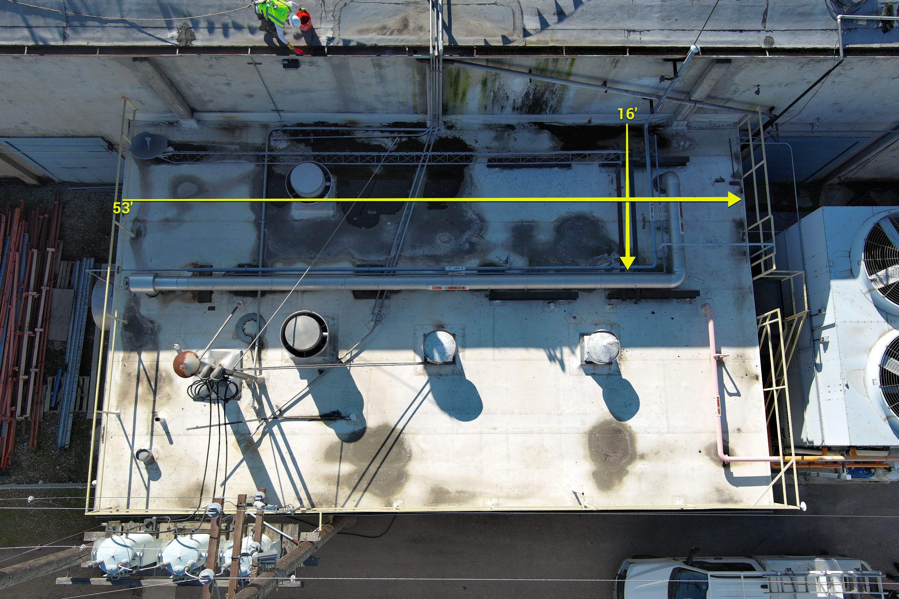 TPO single-ply roofing system using GAF Single-ply TPO 60 mil with 1.5 inch ISO board insulation by Straight Edge Roofing Inc