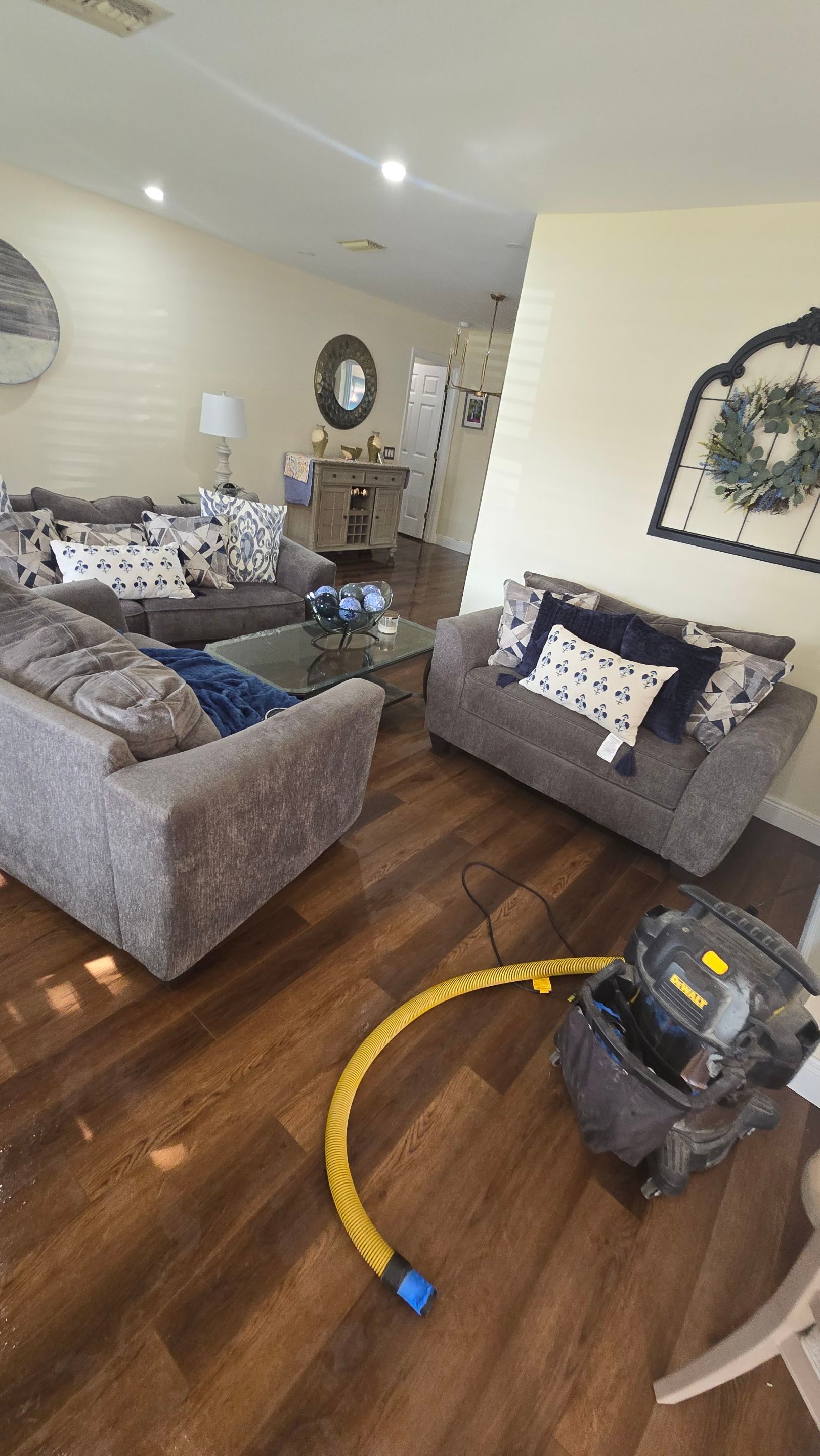 Emergency Water Extraction and Wood Floor Drying in Royal Palm Beach by SuperClean