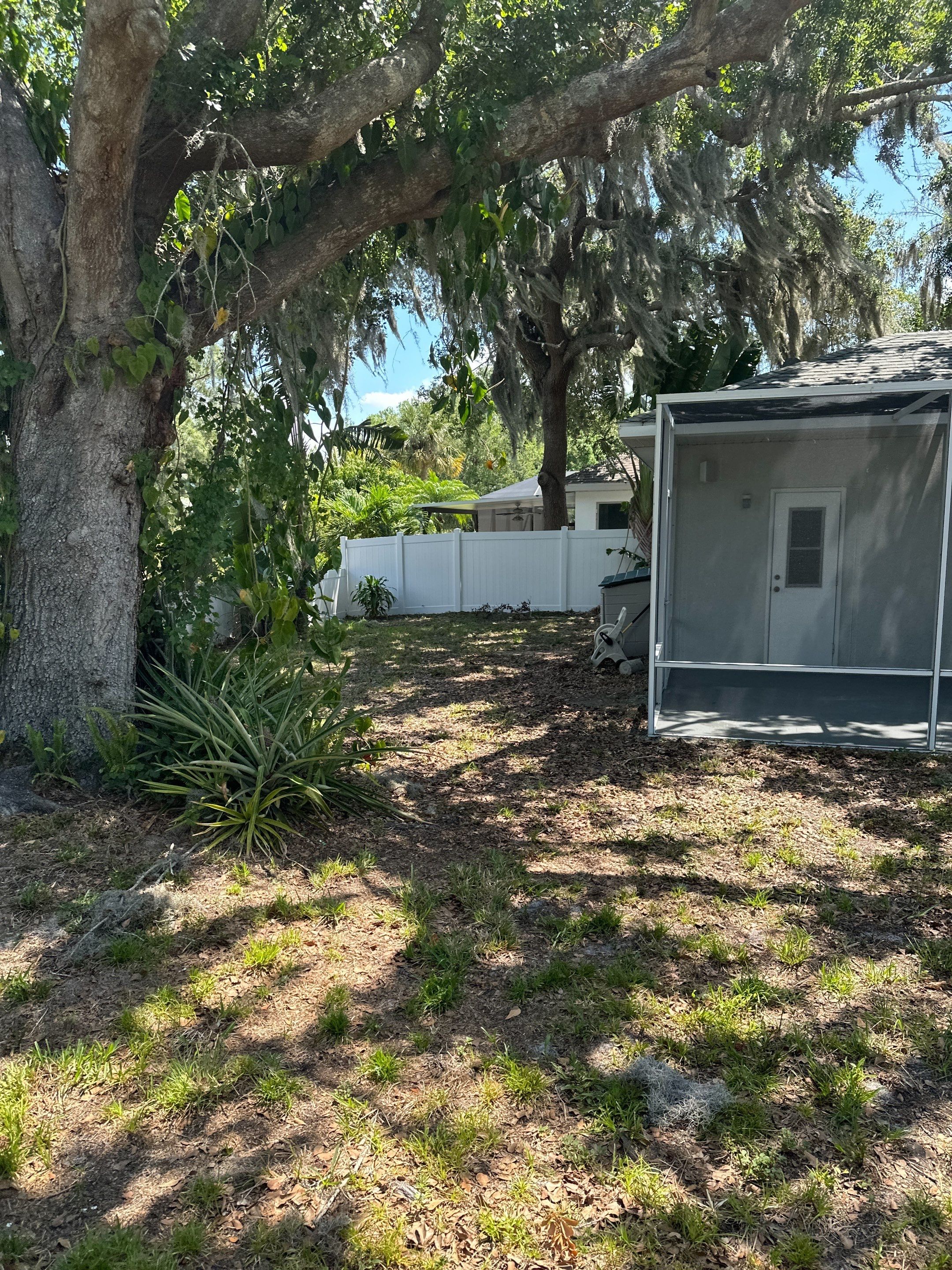 1-Story House Wash, Driveway, Patio/Lanai & Screen Enclosure Cleaning in Oakley Community, Ellenton, FL | Sunshine AquaWash by Sunshine AquaWash