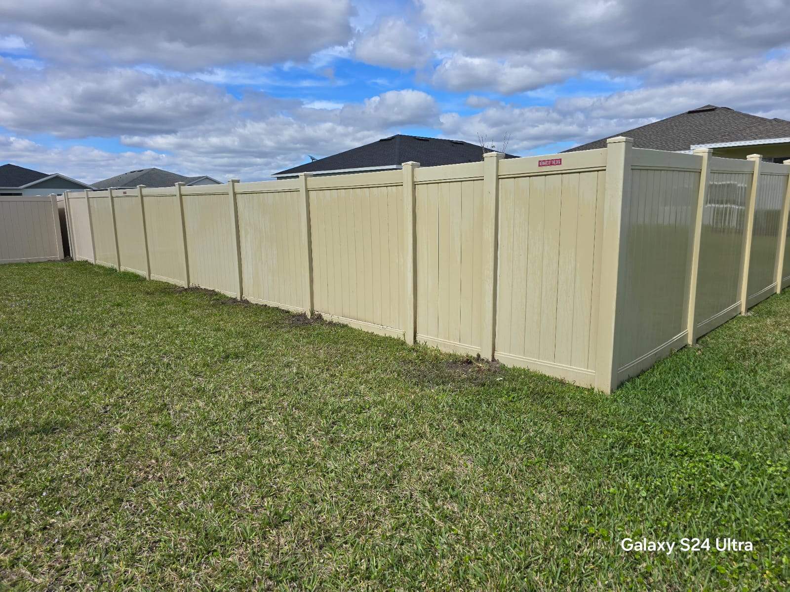 Tan Vinyl Privacy Fence Repair in Port Charlotte by True Fence LLC