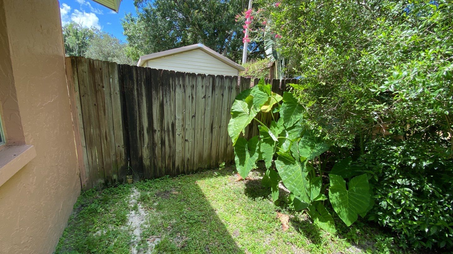 Bradenton, FL 6 ft. White Vinyl Privacy Fence by Asap fence and gates, LLC