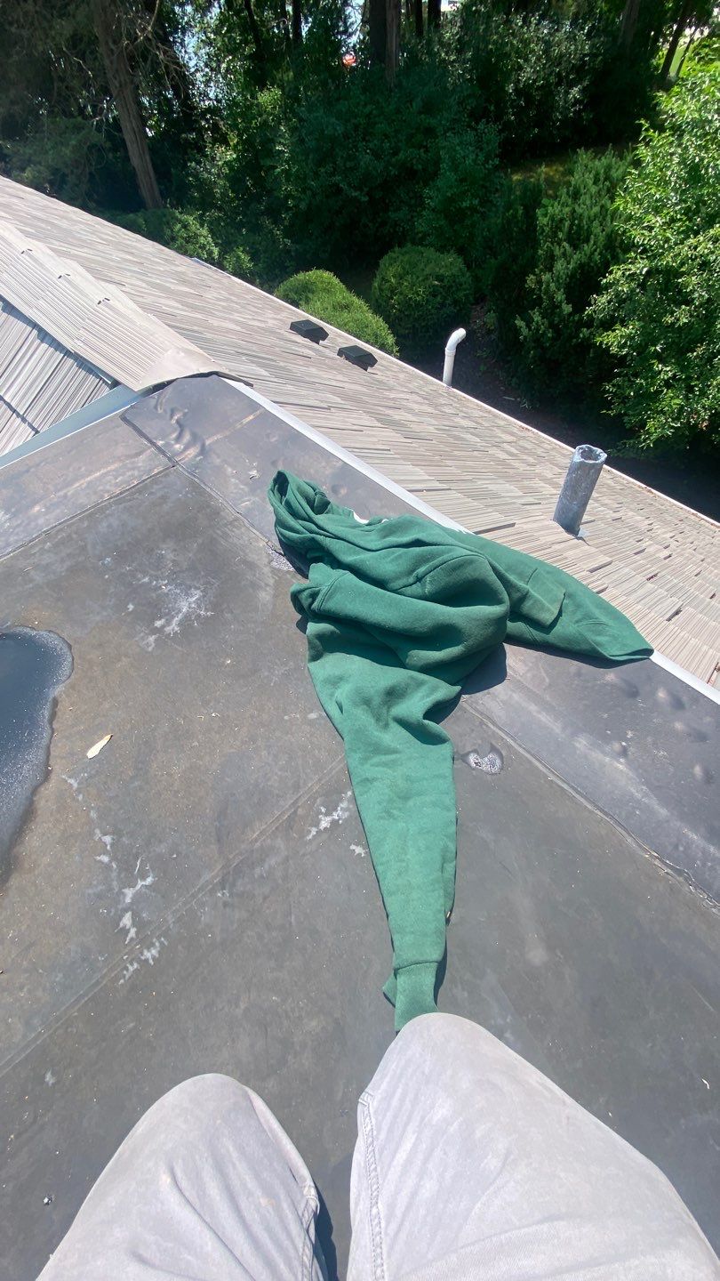 DaVinci Roof Installation with Snow Guards in Oconomowoc Lake by Custom Installations