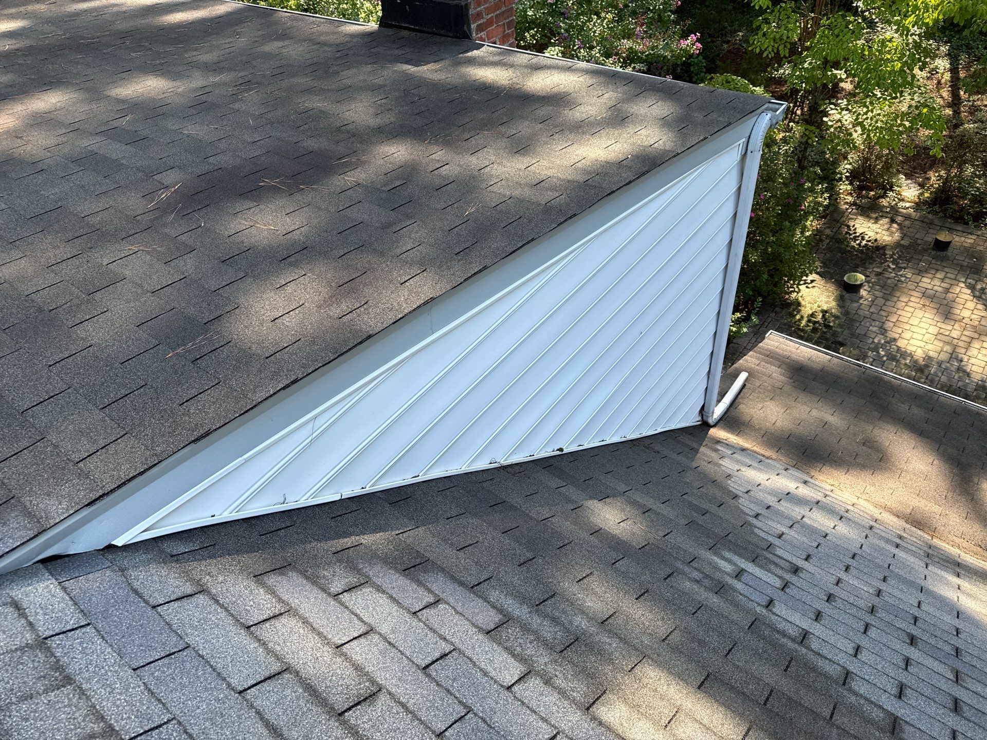 Architectural Shingle Roof and New Siding Installation in Richmond by Cade Construction