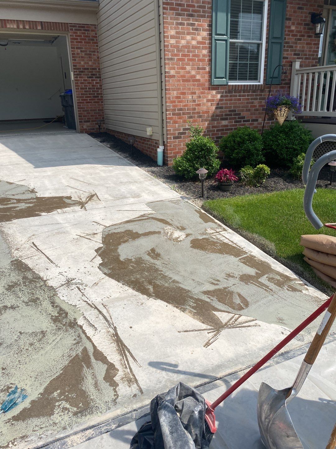 Driveway + Garage Project in Cranberry Township by Floors in a Day, Inc