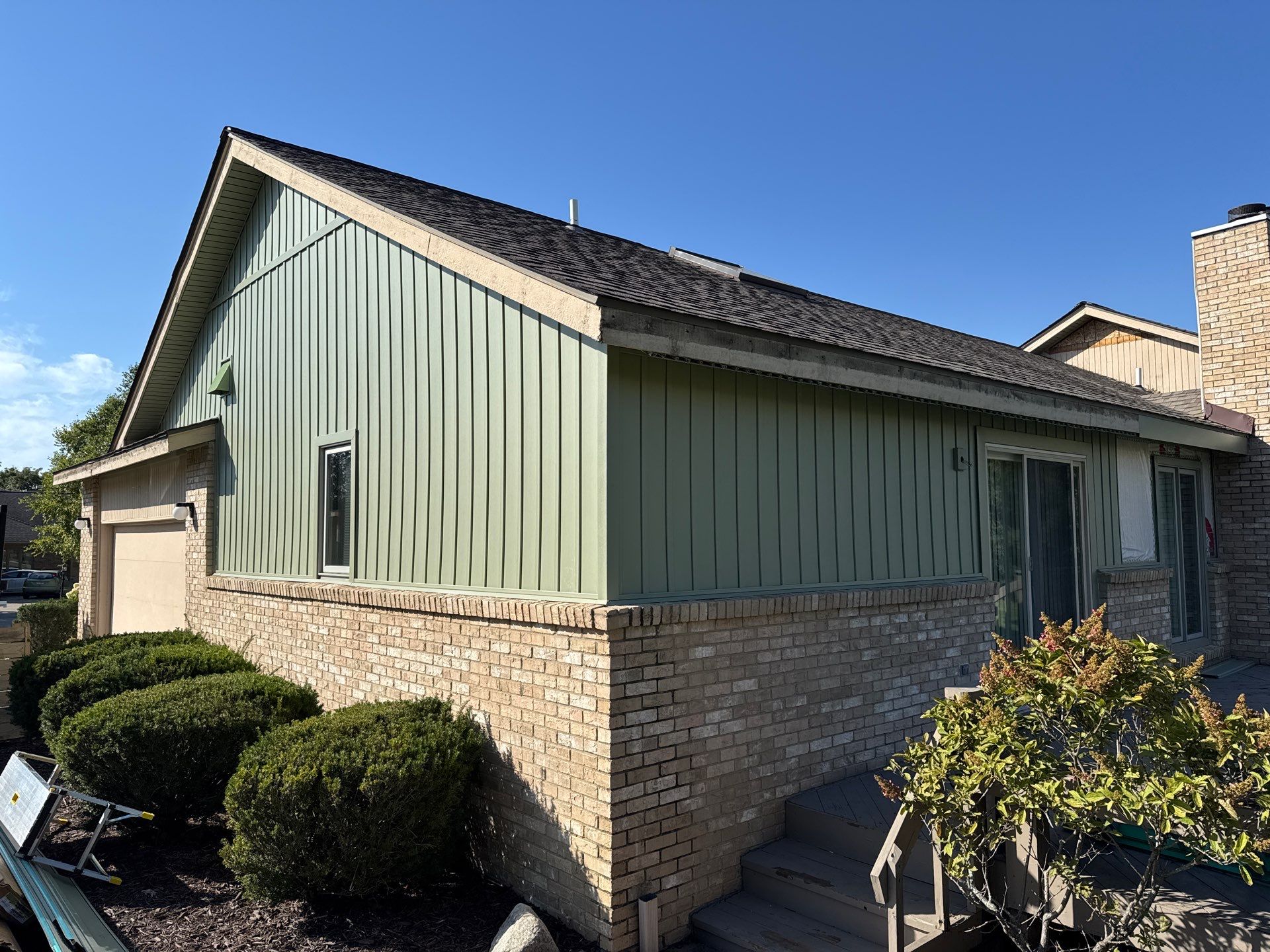 Siding Replacement using Alside 7" B&B by 180 Contractors