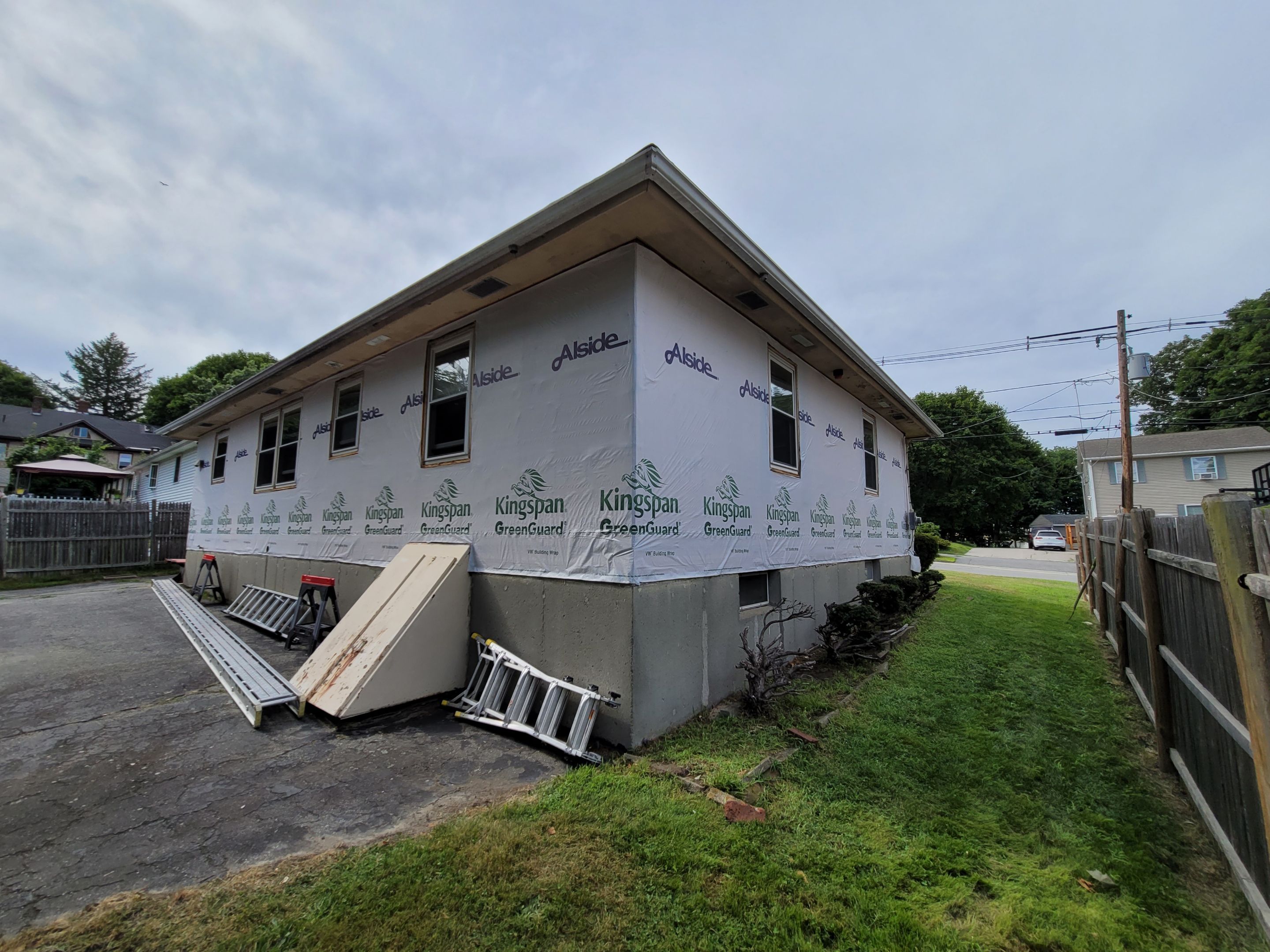 Siding Installation using Everlast Composite Siding by UBrothers Construction