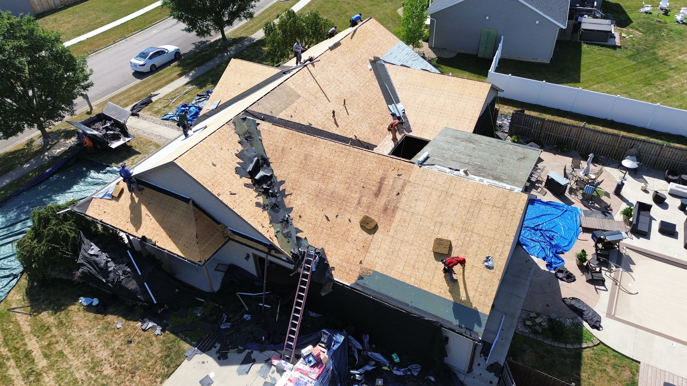 Residential Roofing Installation using Timberline HDZ Shingles - Weathered Wood by RoofX 