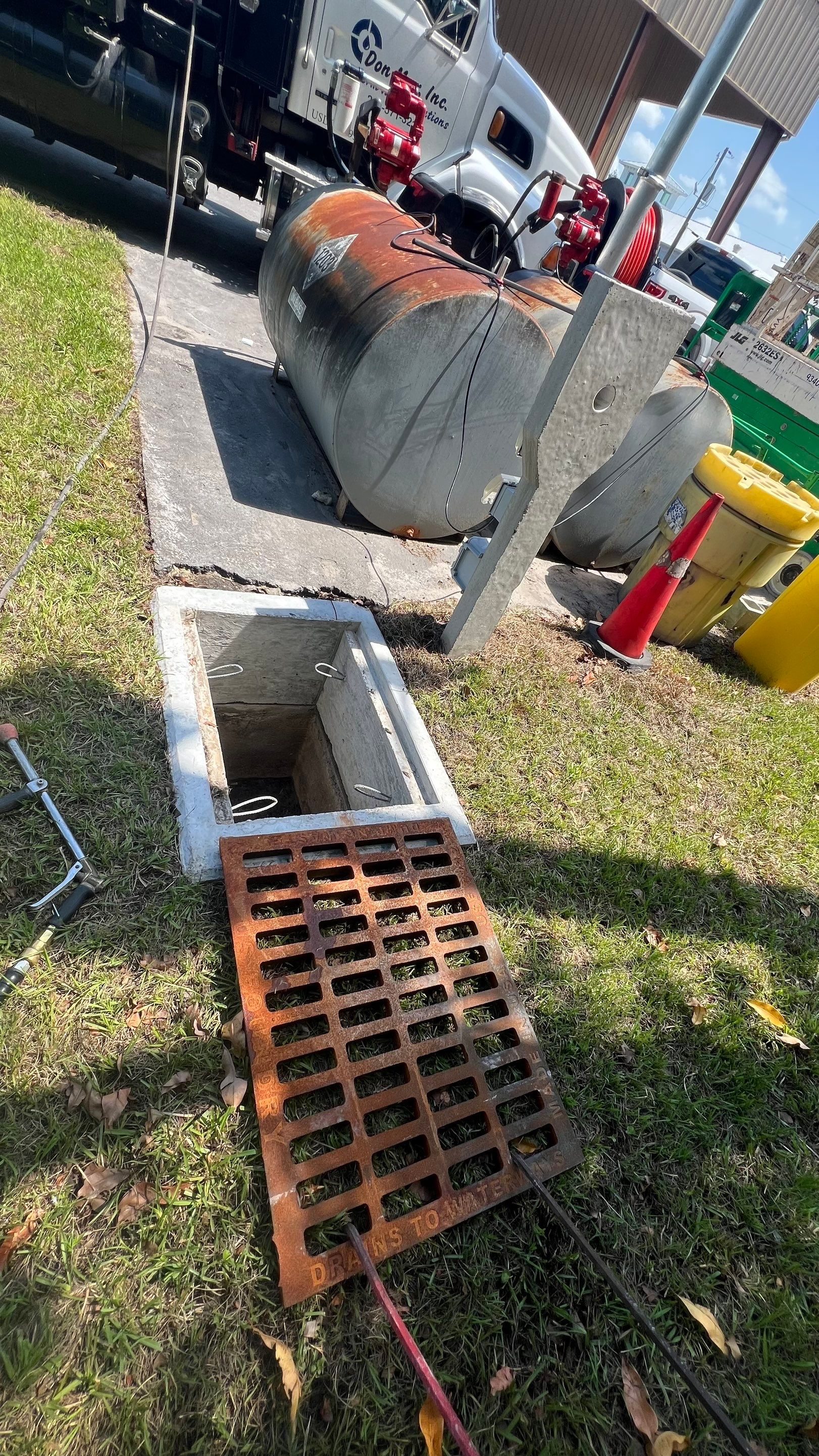 Naples Sunbelt Stormwater Catch Basin Cleaning by APS Power & Water