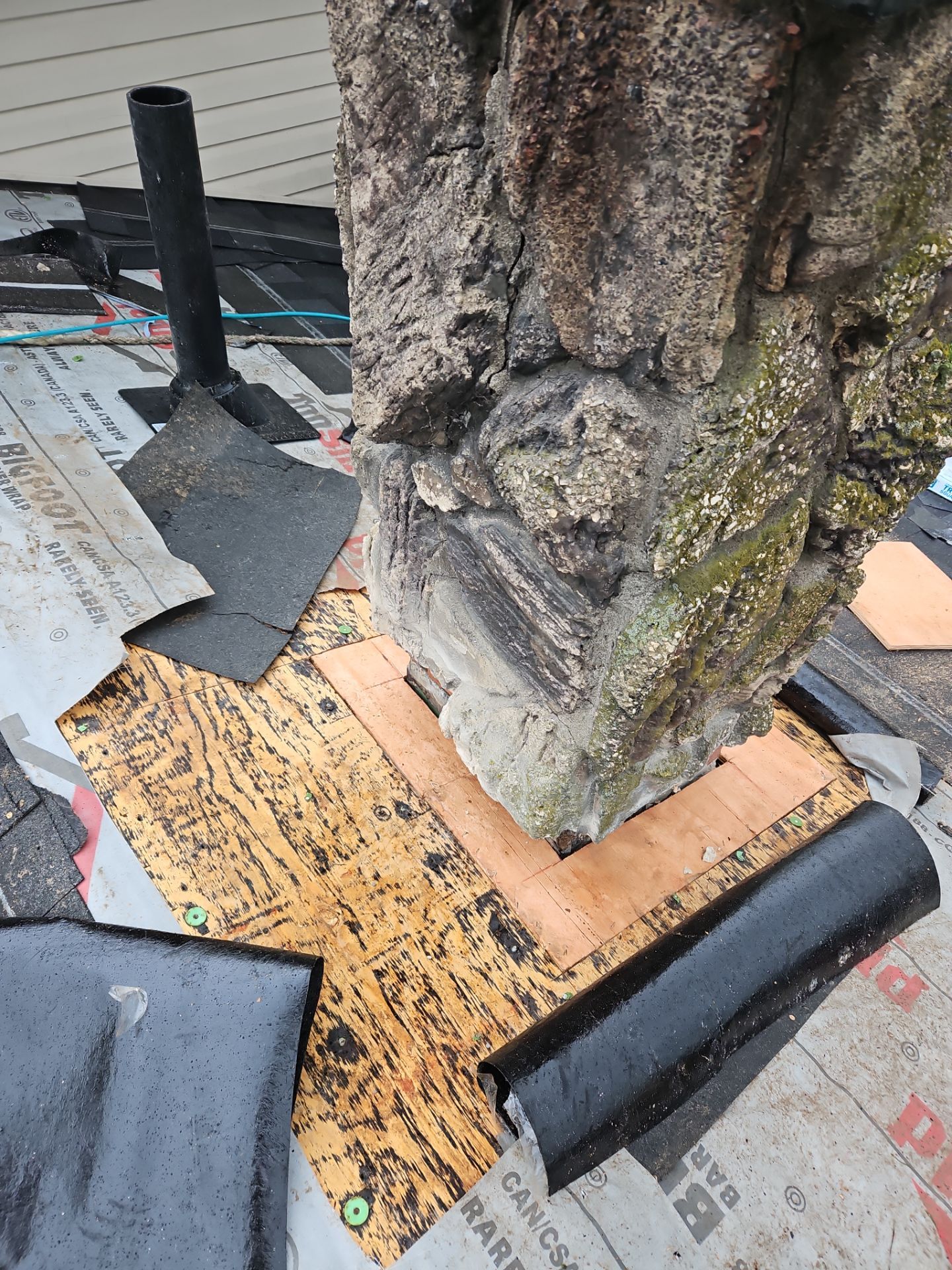 Residential Roofing Installation using IKO Dynasty (Color: Granite Black) by Orezona Building & Roofing Company, Inc.