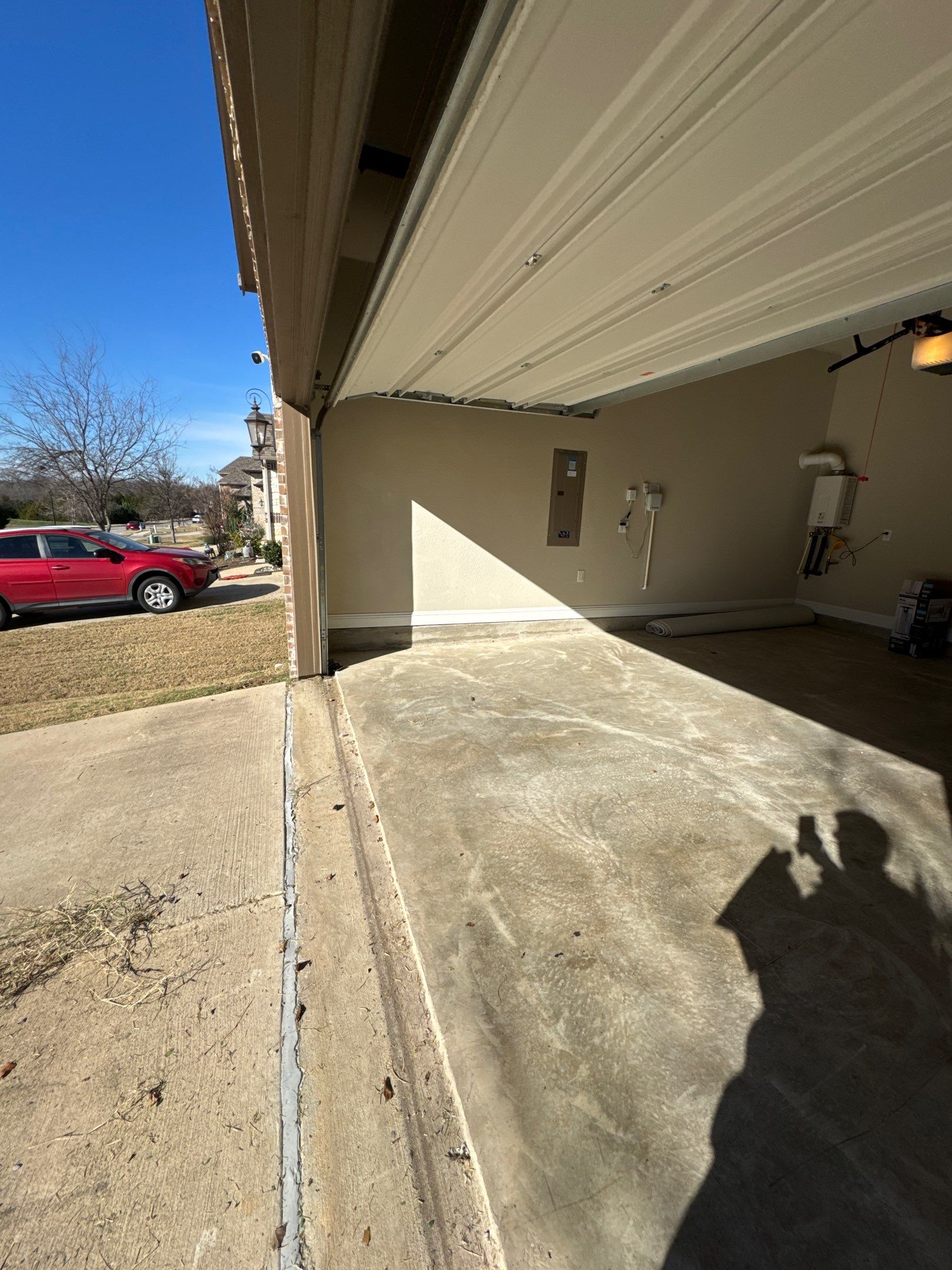 Total Home Refinement: High-Gloss Garage & Custom Interior Storage by Tibi Soli LLC