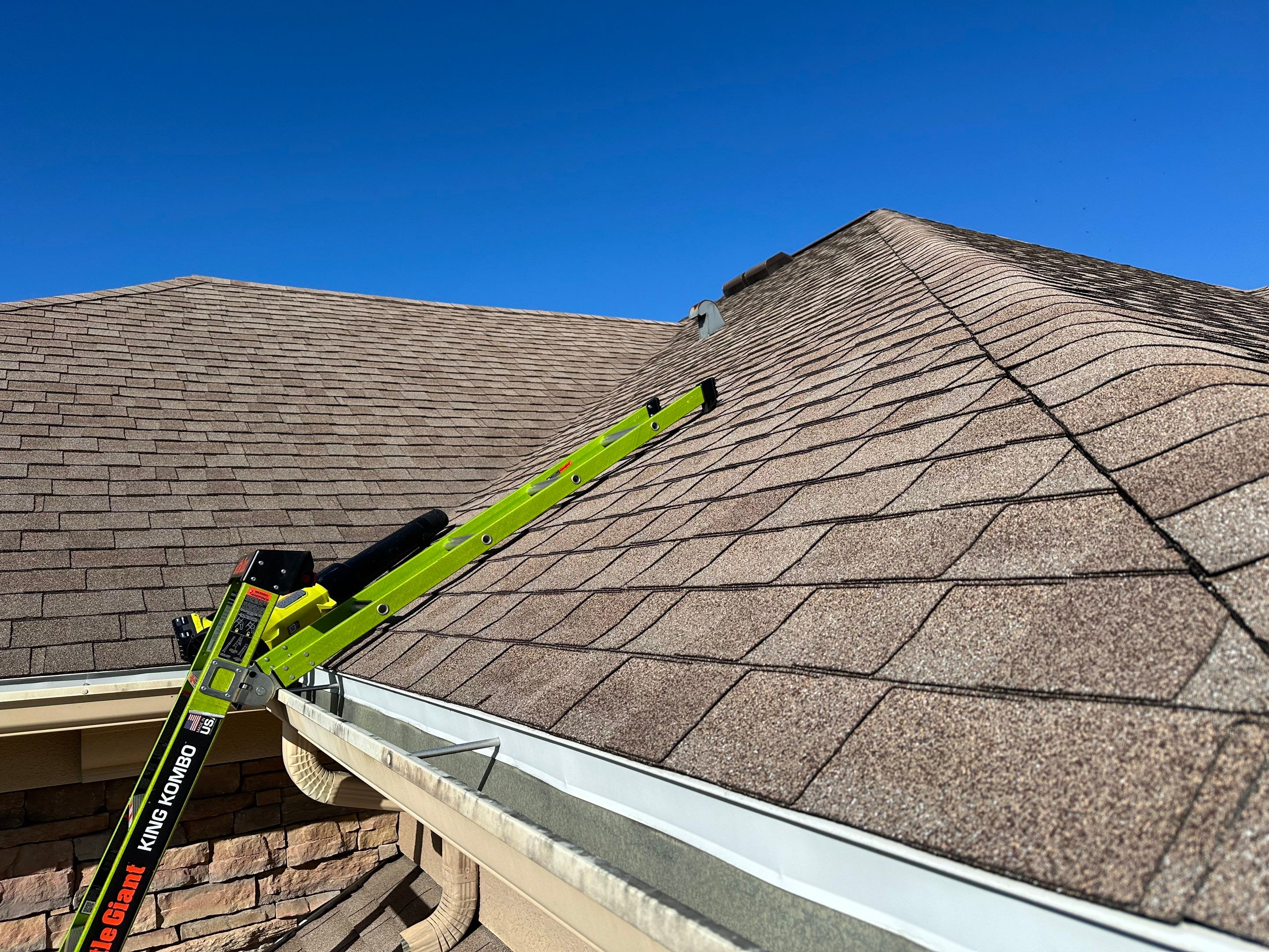 House Wash, Roof Cleaning & more Oakleaf Hammock, Ellenton, FL | Sunshine AquaWash by Sunshine AquaWash