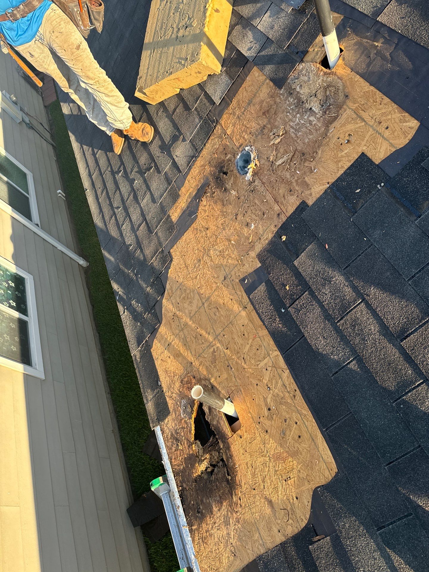 Hail Damage using Owen's Corning Duration (Lifetime) Shingles by Roof Repair Company