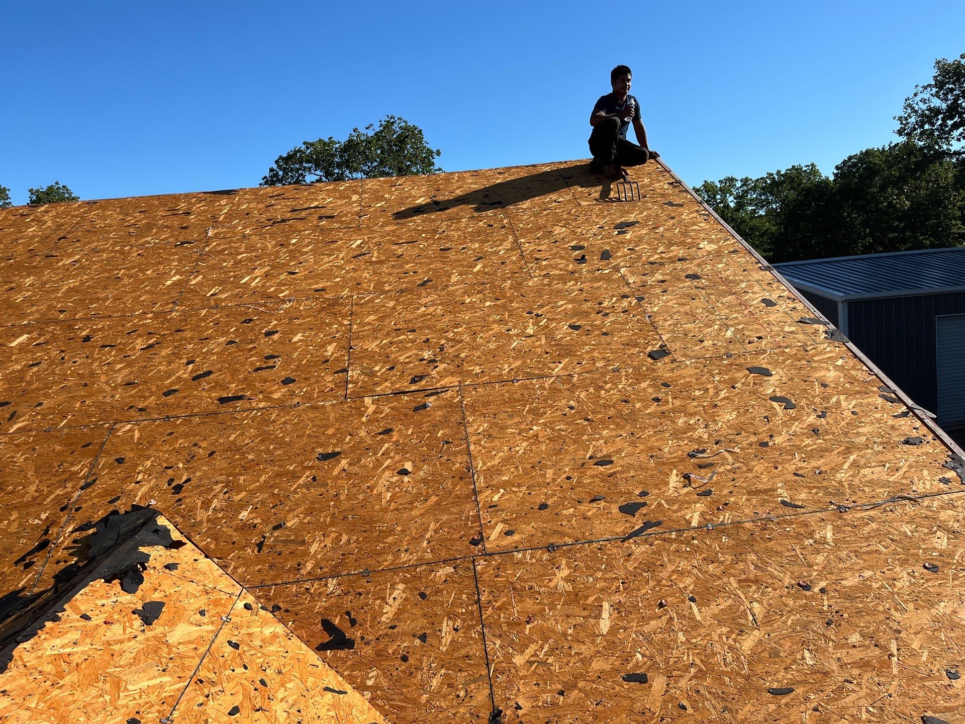 Roof Replacement and Architectural Shingle Installation in Joy, Oklahoma by BANA Roofing and Solar Supply