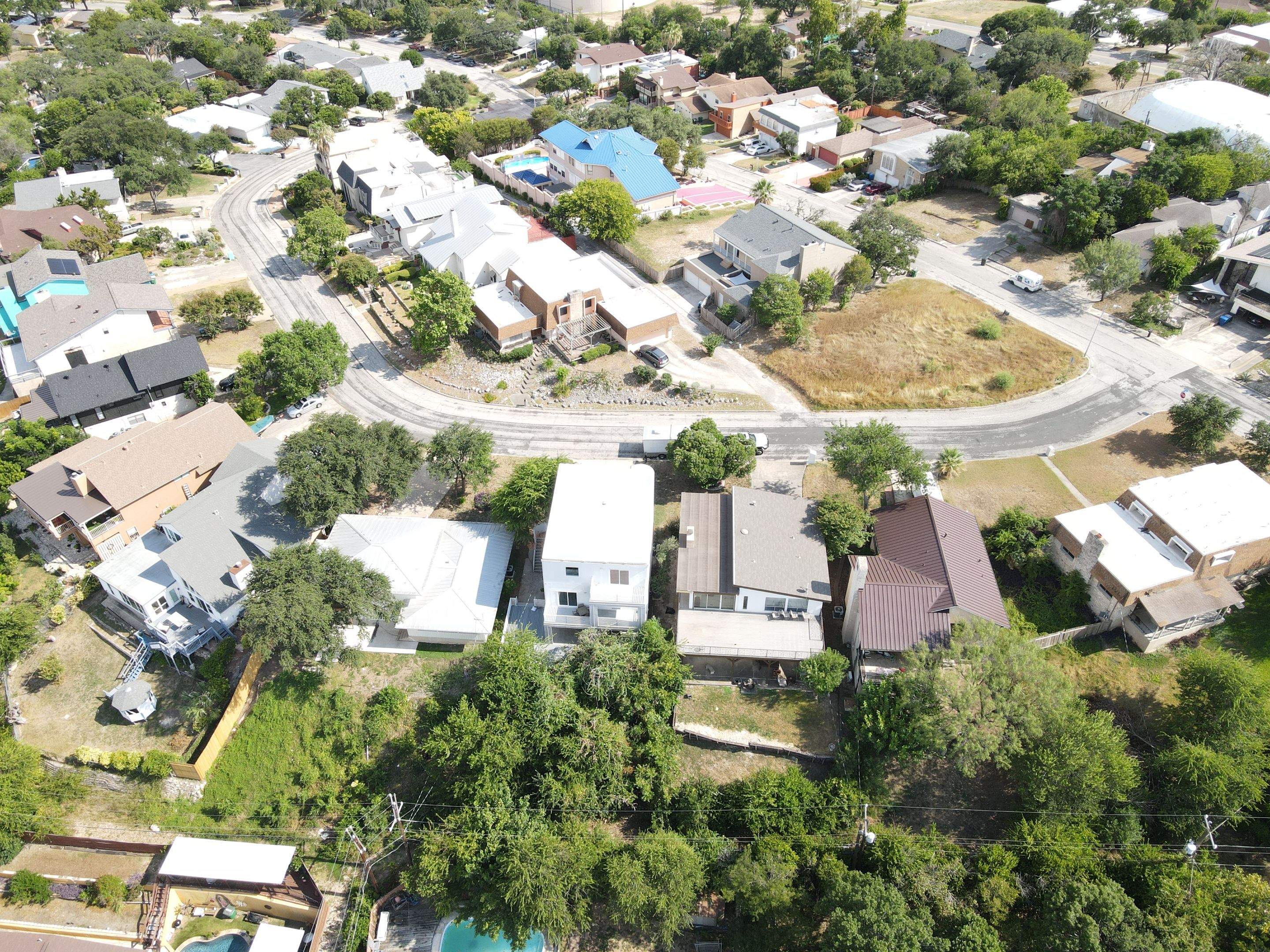 MAZE Roofing & Construction LLC by RoofsOnly.com