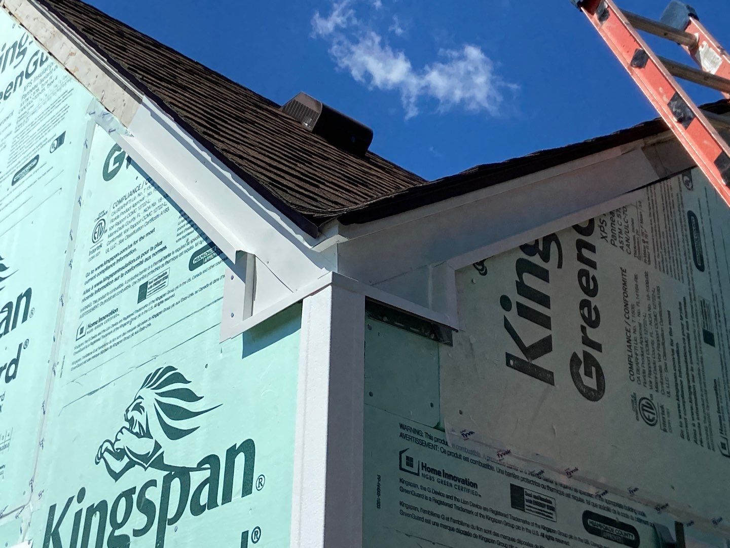 Siding Replacement using CertainTeed Restoration Classic D5 Forest Green by 180 Contractors