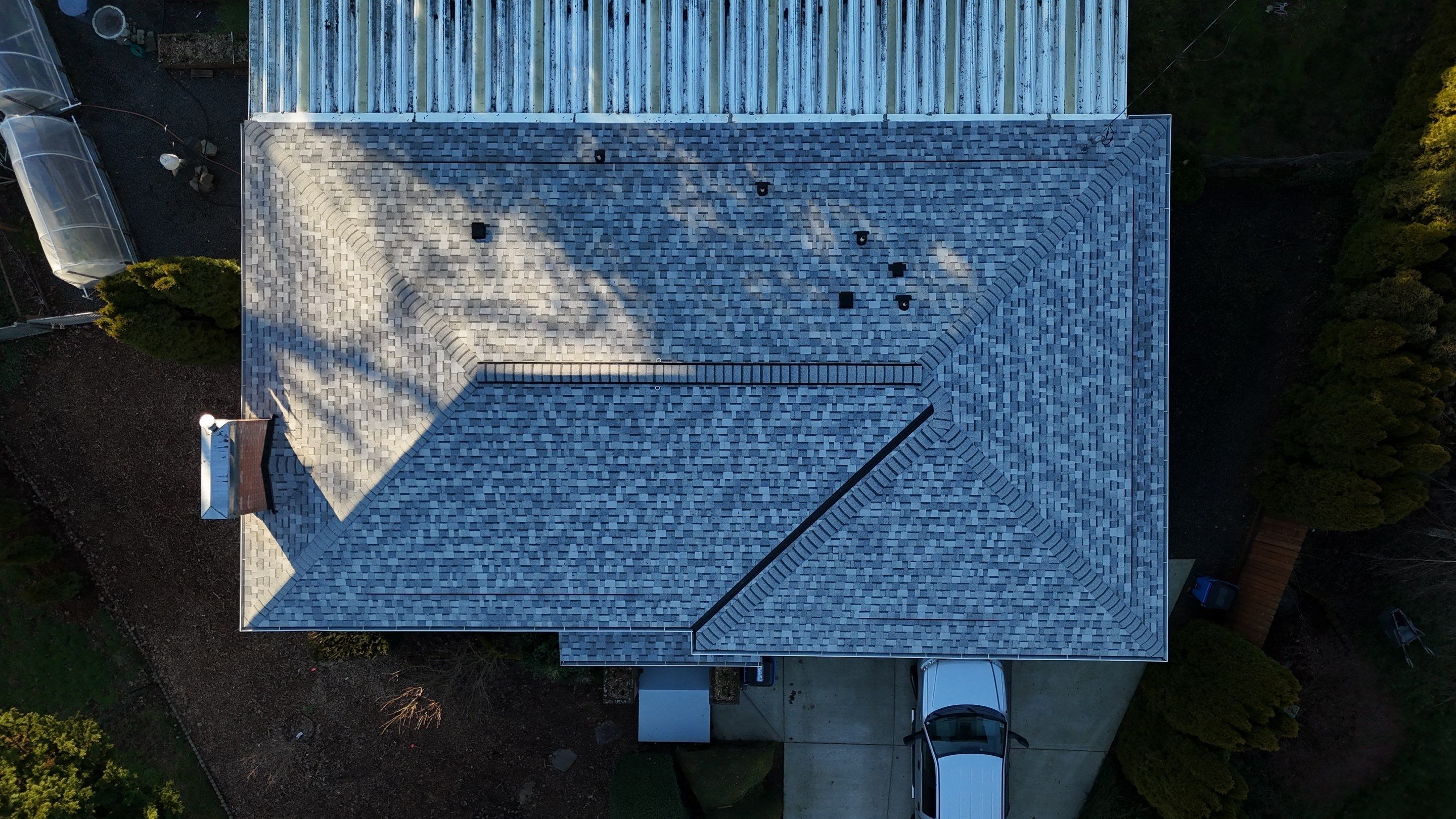 Sierra Gray | Roof Replacement in Vancouver, WA 98665 by Valiant Roofing, LLC