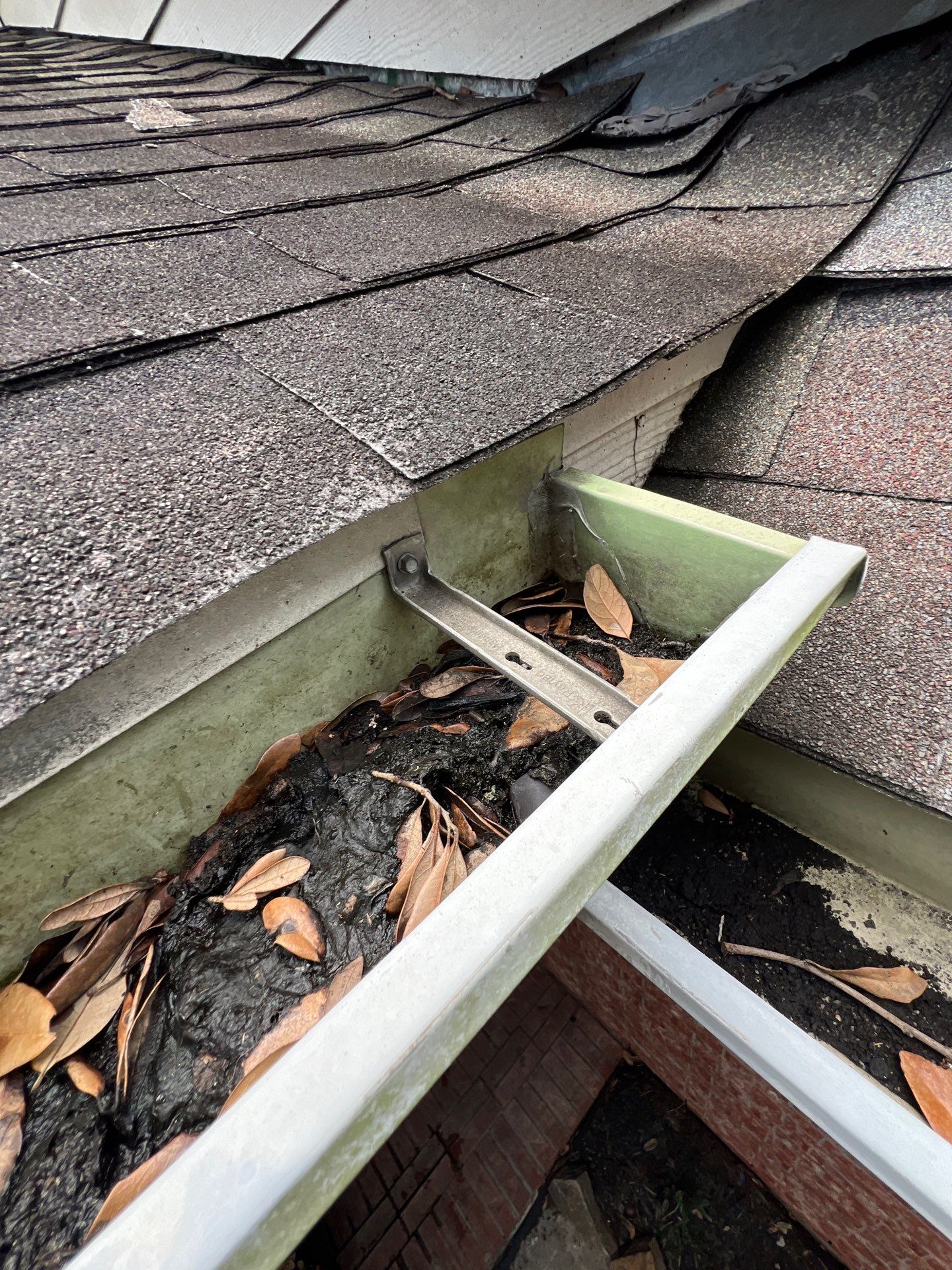 Residential Roofing Repair using Owen's Corning Duration (Lifetime) Shingles by Roof Repair Company