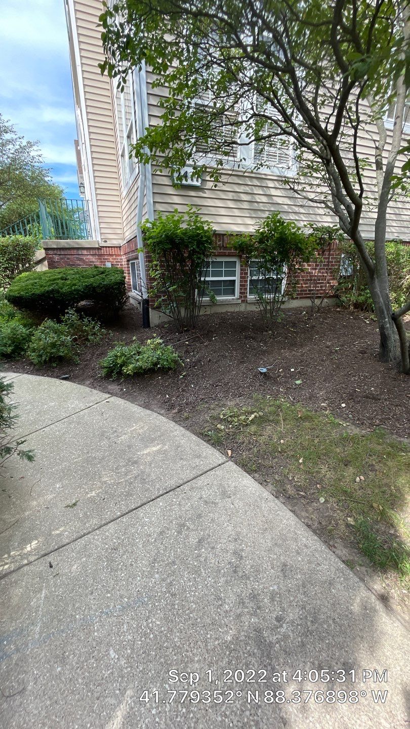 Court Yards of Orchard Valley Building 2411 by Affordable Roofing of America Inc.