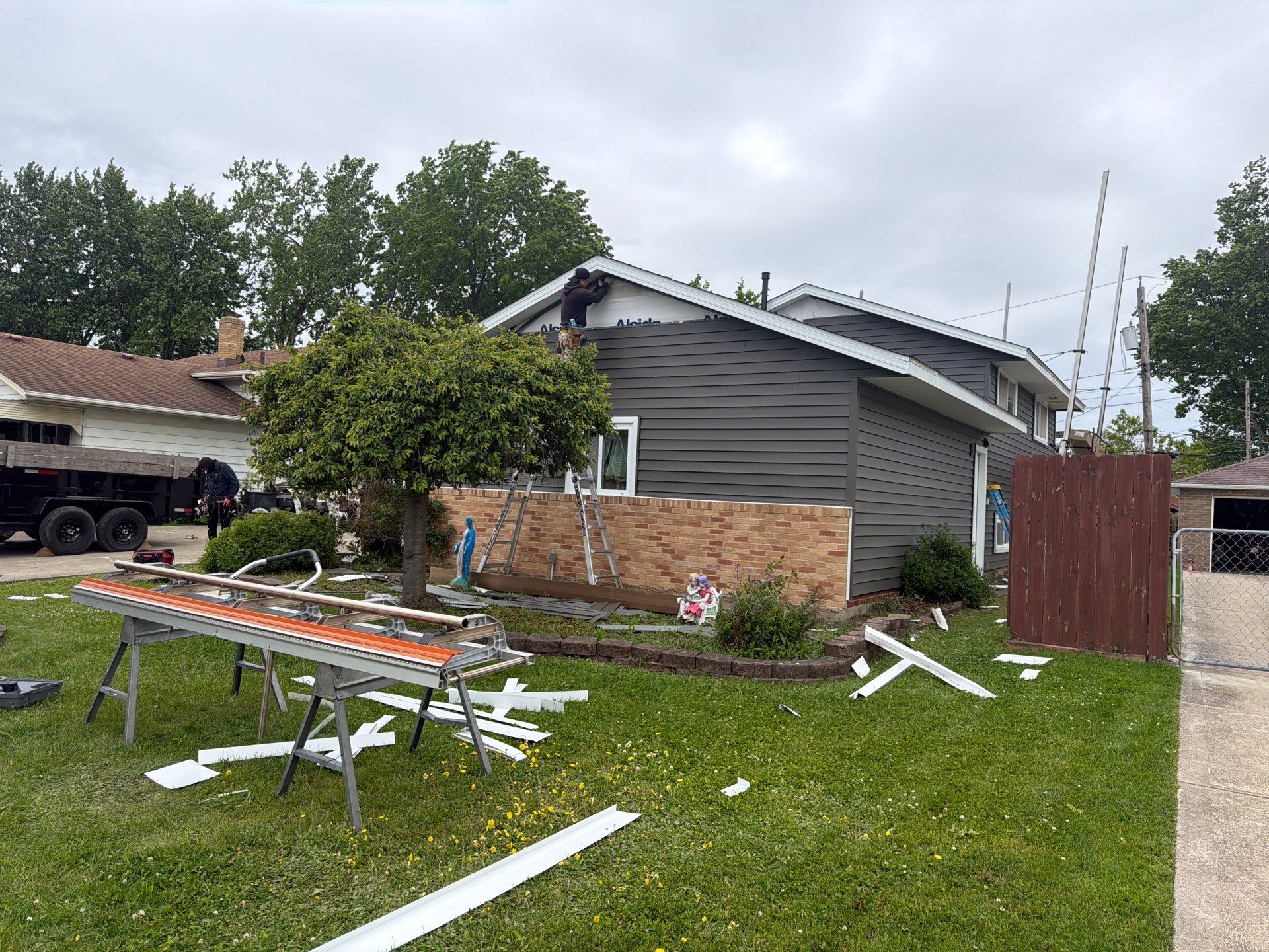 Alside Coventry Siding and Gutter Installation in Parma, Ohio by Homestyle Home Improvements (HHI)
