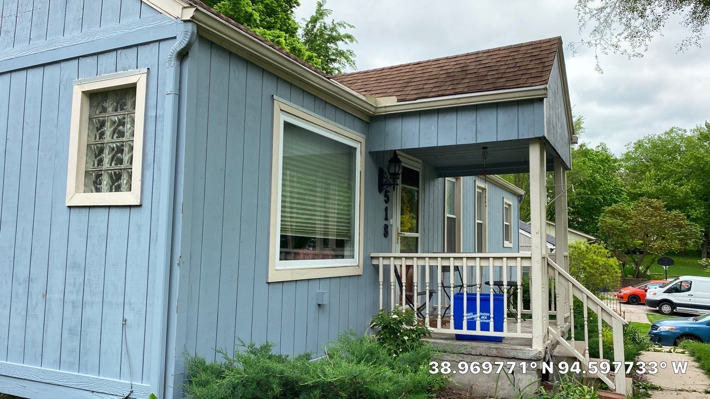 Siding Installation in KCMO by EEC  Windows, Siding & Roofing 