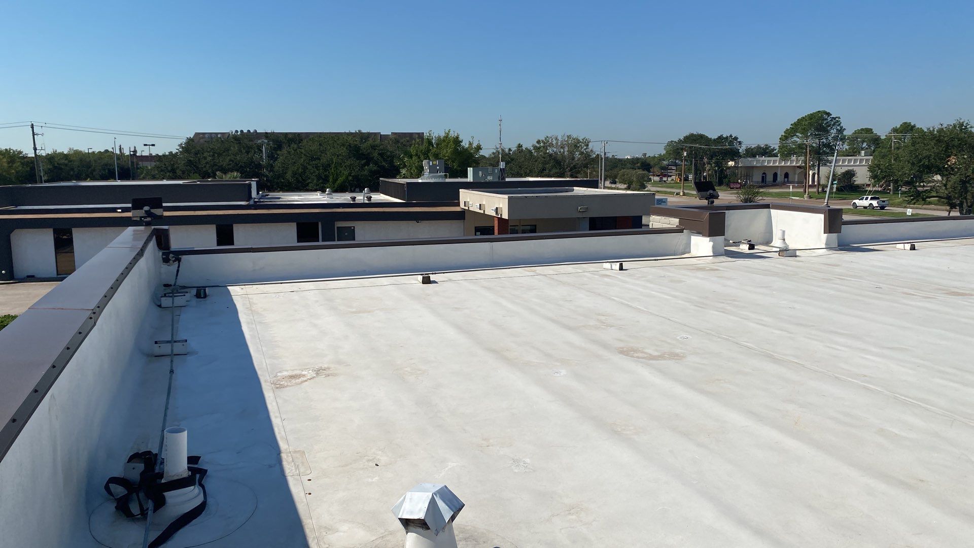 Commercial Roof Repair in Houston Texas by Elite Roofing LLC