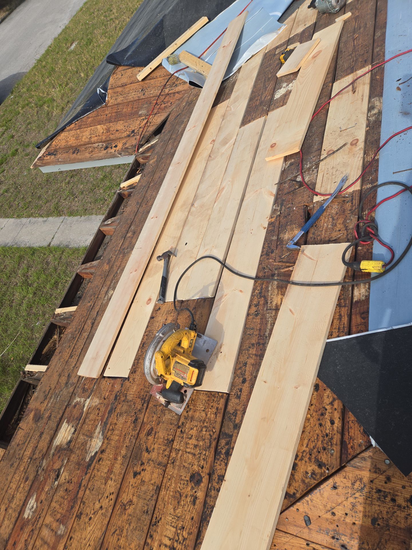 Project in St. Petersburg 33705 by Mitchell Roofing Company LLC 