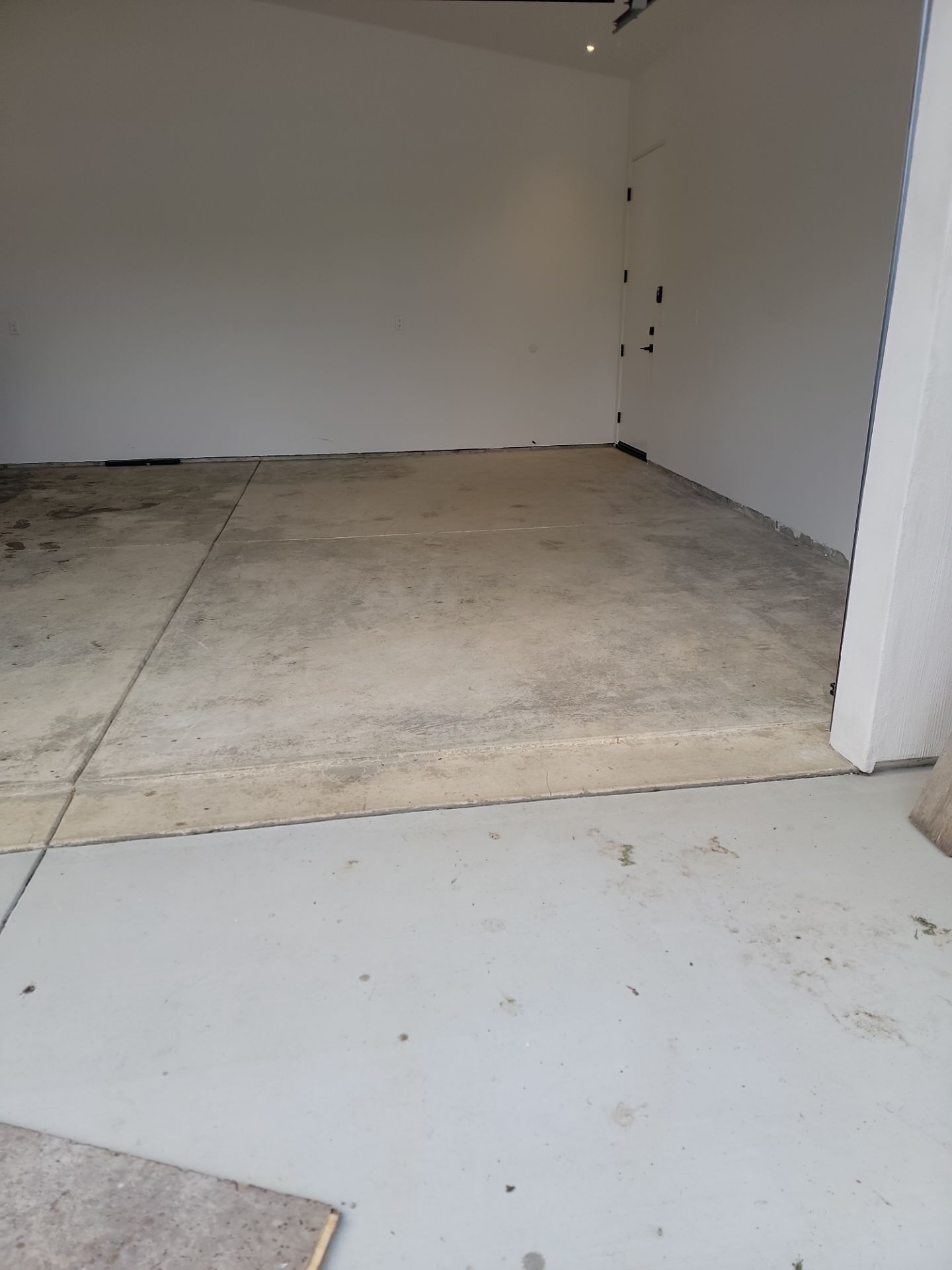 garage TransFLOORmation using Penntek by MGP Coatings