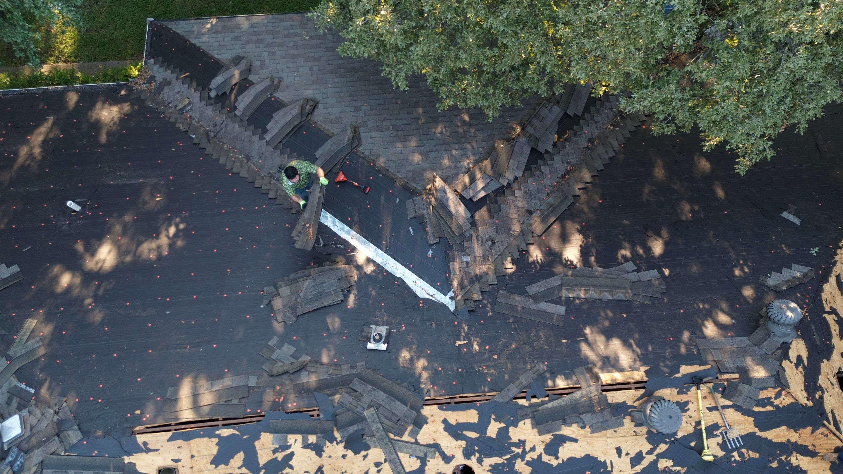 Residential Roofing Installation using Owens Corning ProArmor Synthetic Underlayment by Becker Roofing and Exteriors