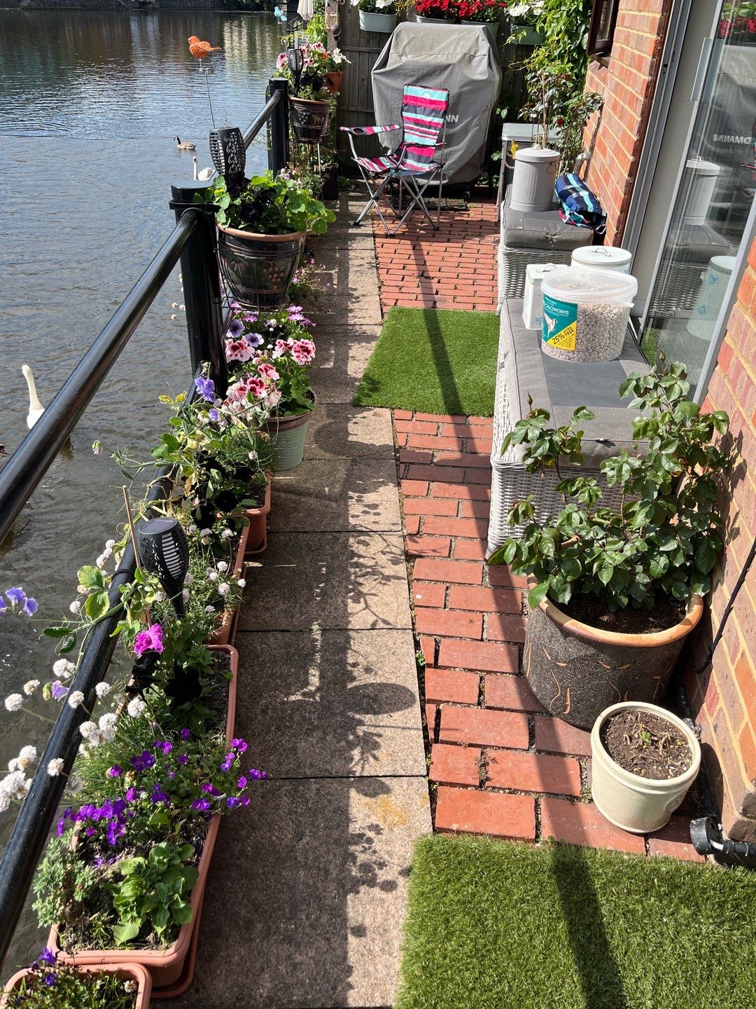 Riverside Patio and Drive Clean by Ges Exterior Cleaning ltd
