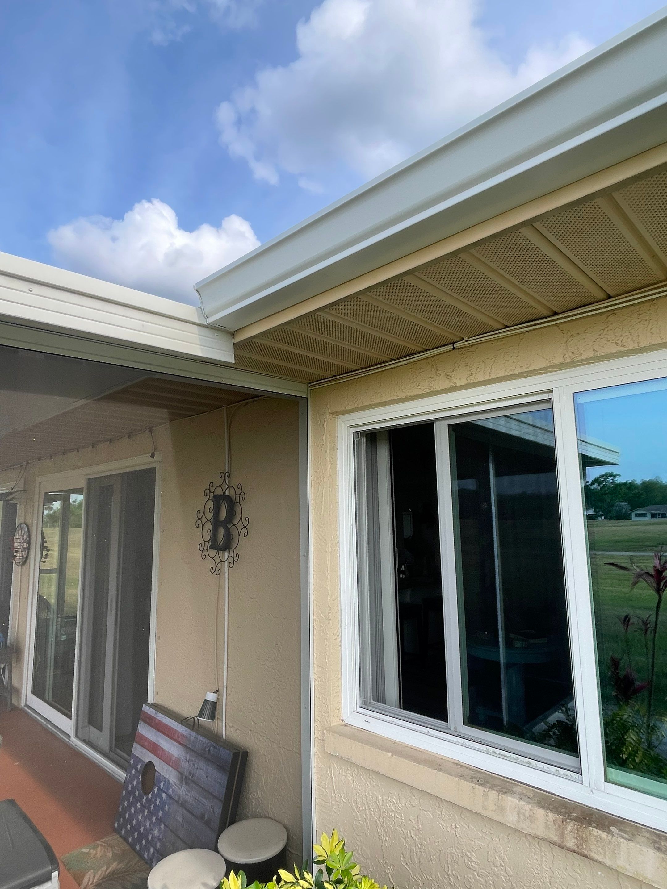 White Vinyl Gutters Installation in Sarasota FL by Gutter Professors